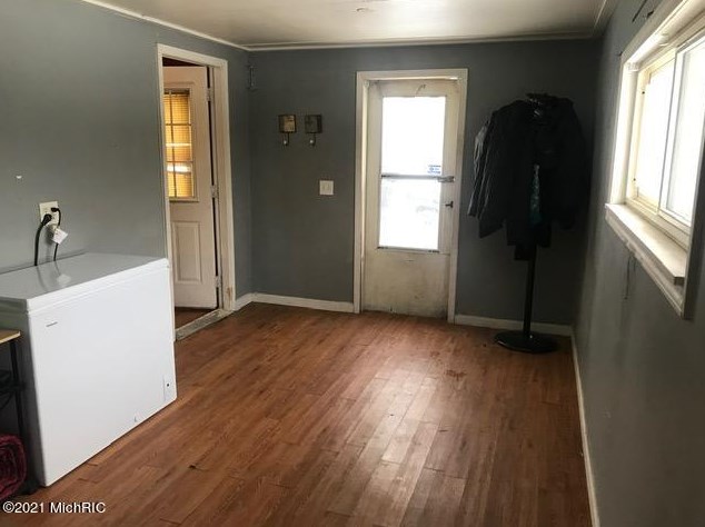 742 Maple St, Niles MI 49120-3256 exterior