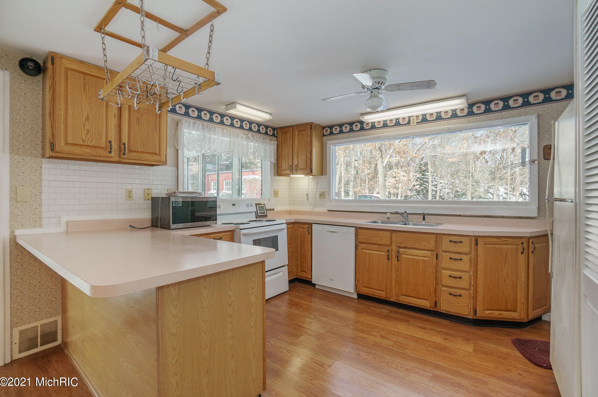 7029 D Dr, Battle Creek MI 49014-8514 exterior