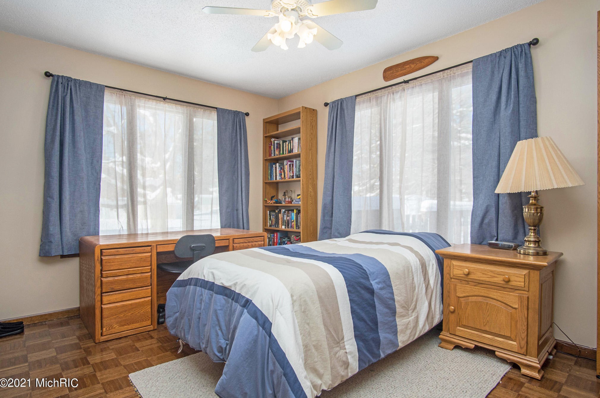 15657 Jennifer Ln, Spring Lake MI 49456-1125 exterior