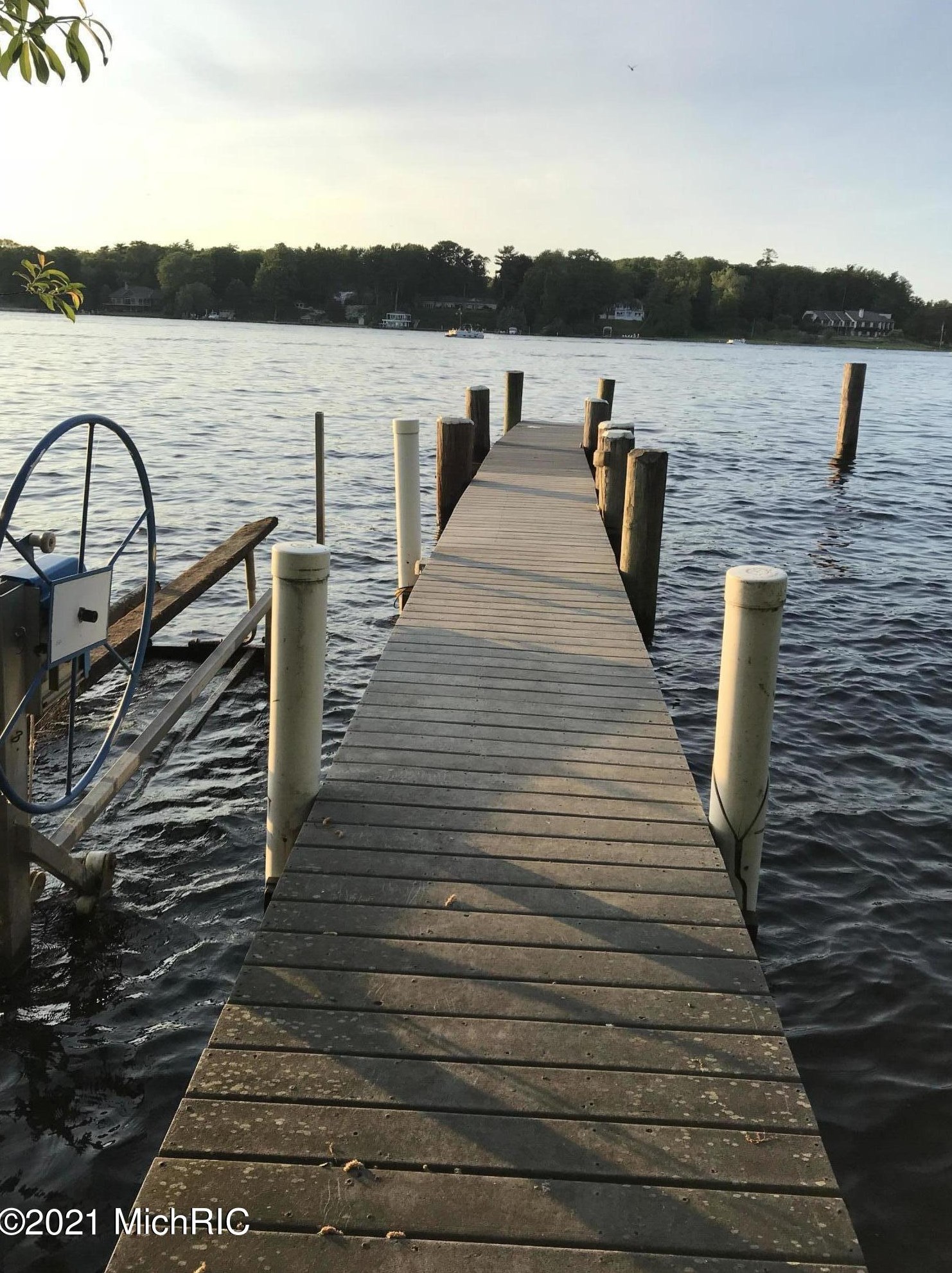 15657 Jennifer Ln, Spring Lake MI 49456-1125 exterior