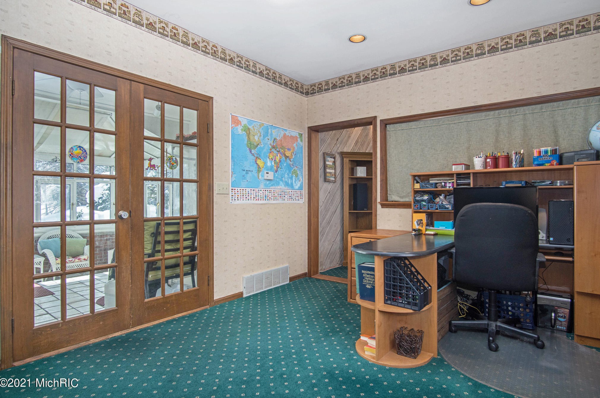 15657 Jennifer Ln, Spring Lake MI 49456-1125 exterior