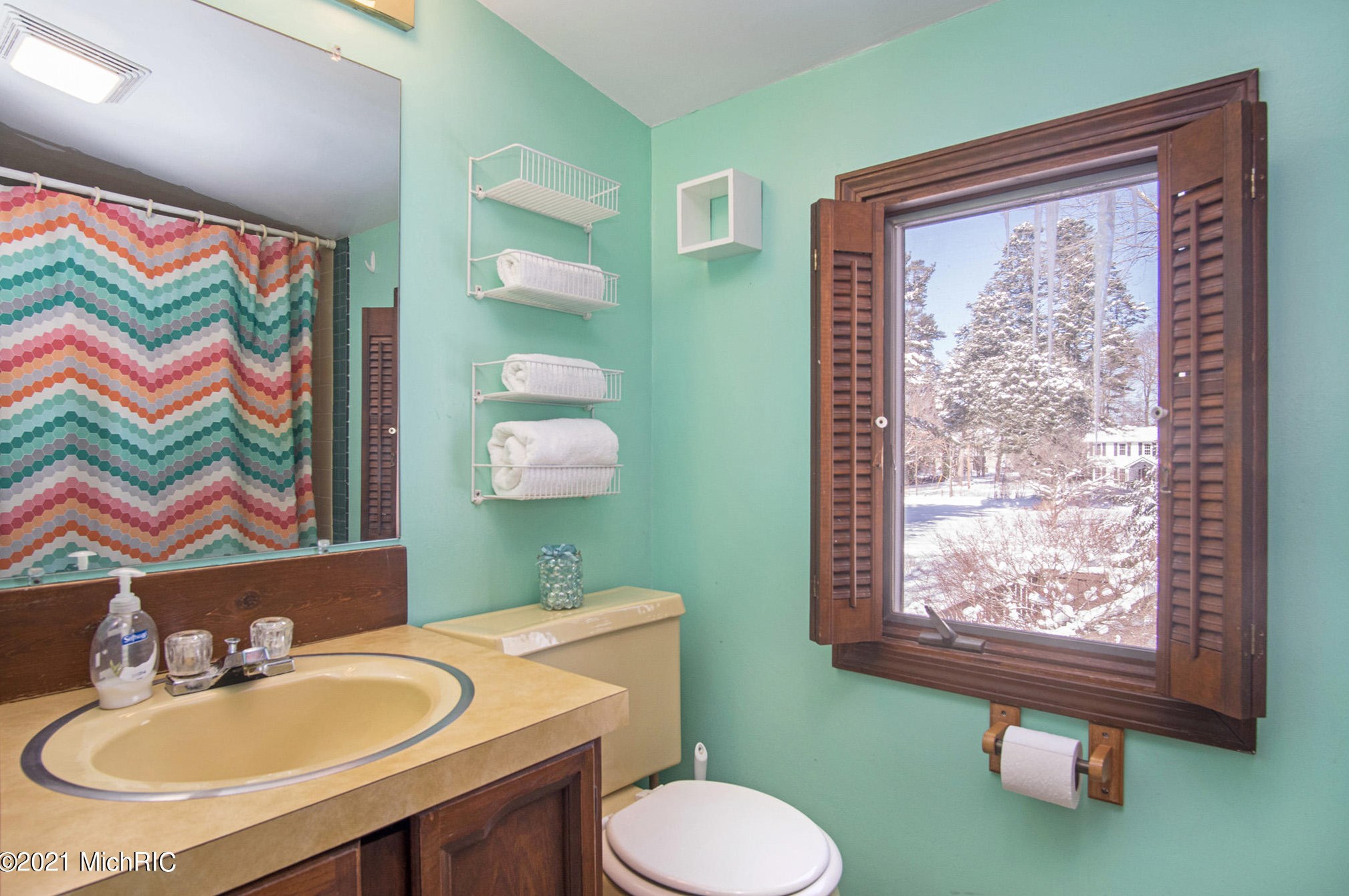 15657 Jennifer Ln, Spring Lake MI 49456-1125 exterior