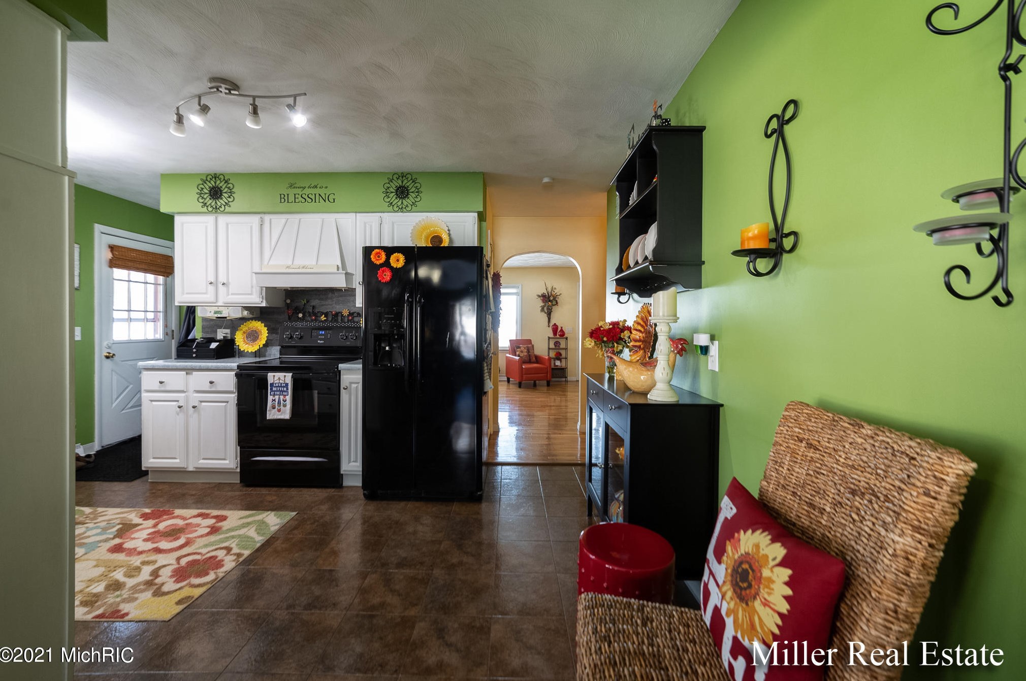 9042 M43, Delton MI 49046-9499 exterior