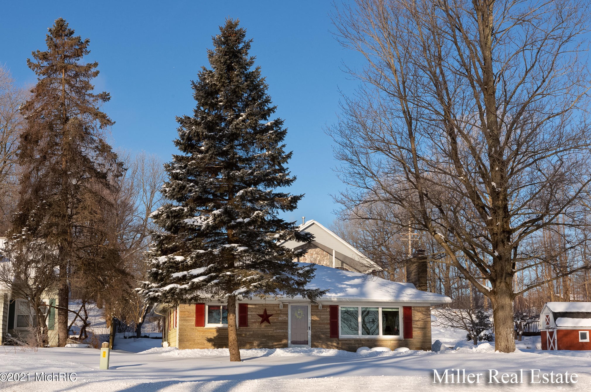 9042 M43, Delton MI 49046-9499 exterior