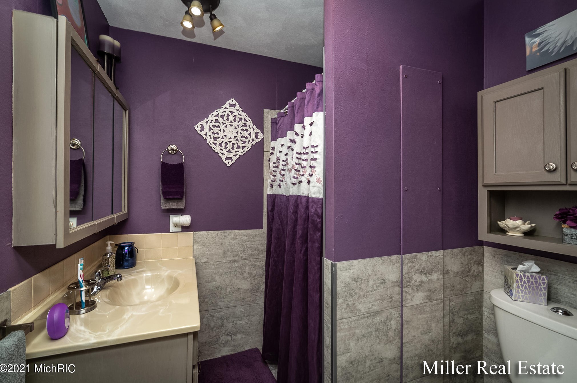 9042 M43, Delton MI 49046-9499 exterior