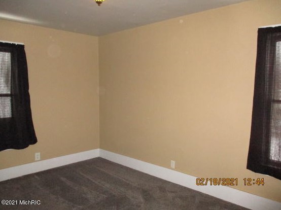 316 Emmons St, Niles MI 49120-2823 exterior