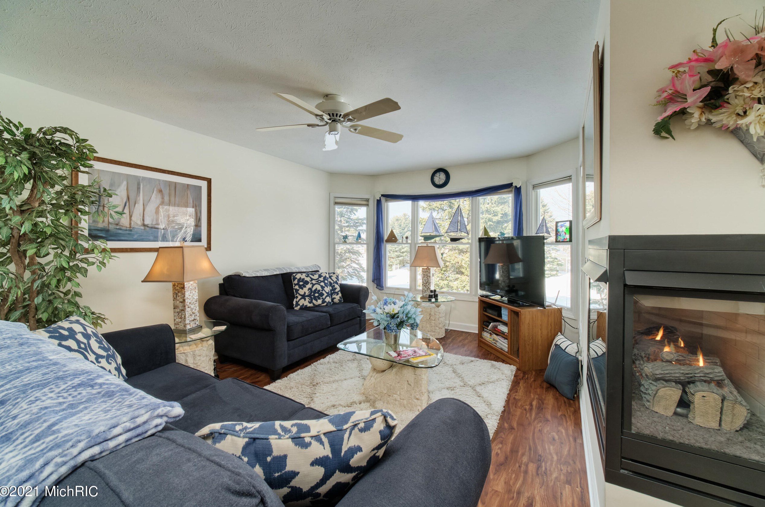 110 Charter Ct, Stronach MI 49660-3511 exterior