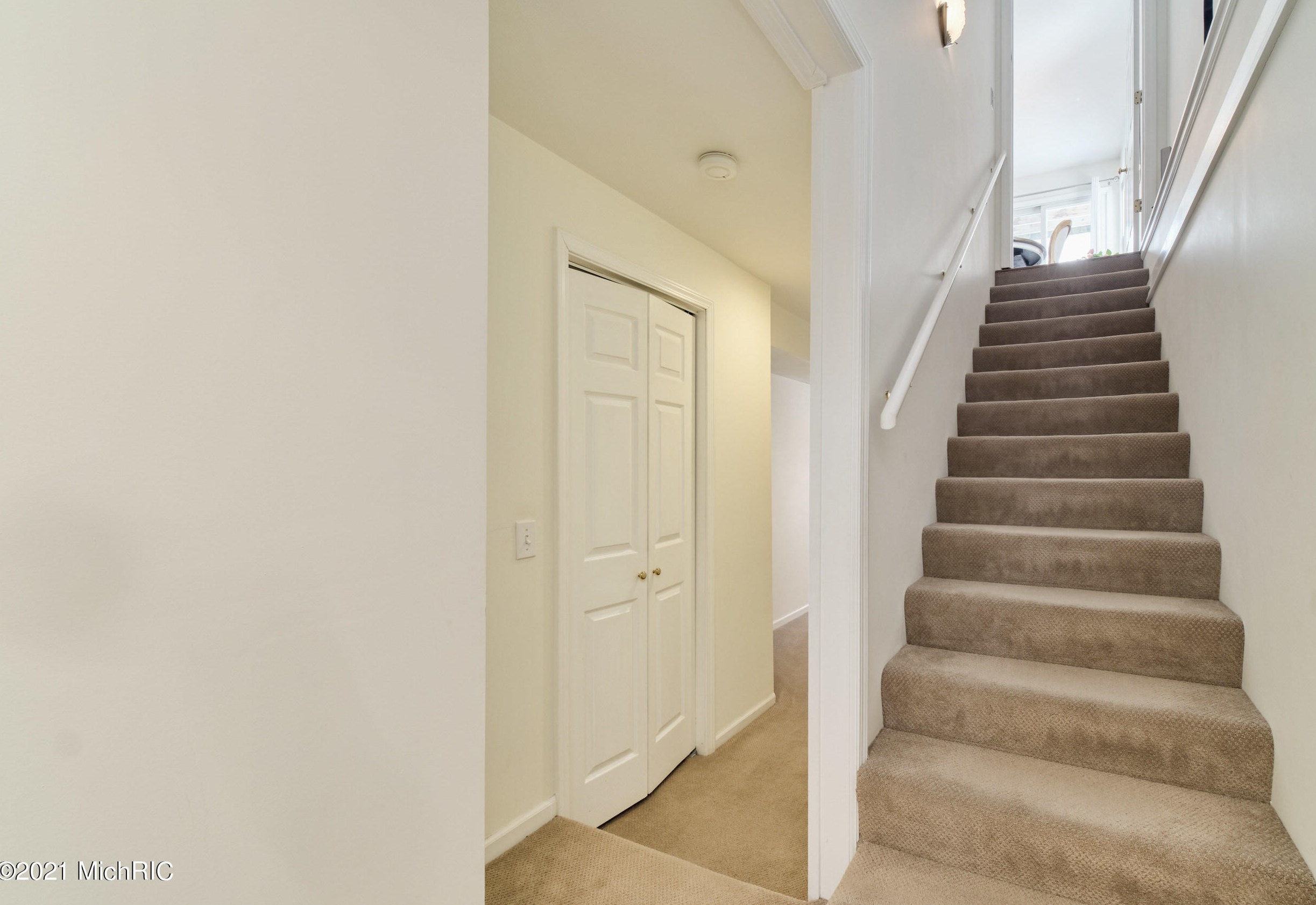 110 Charter Ct, Stronach MI 49660-3511 exterior