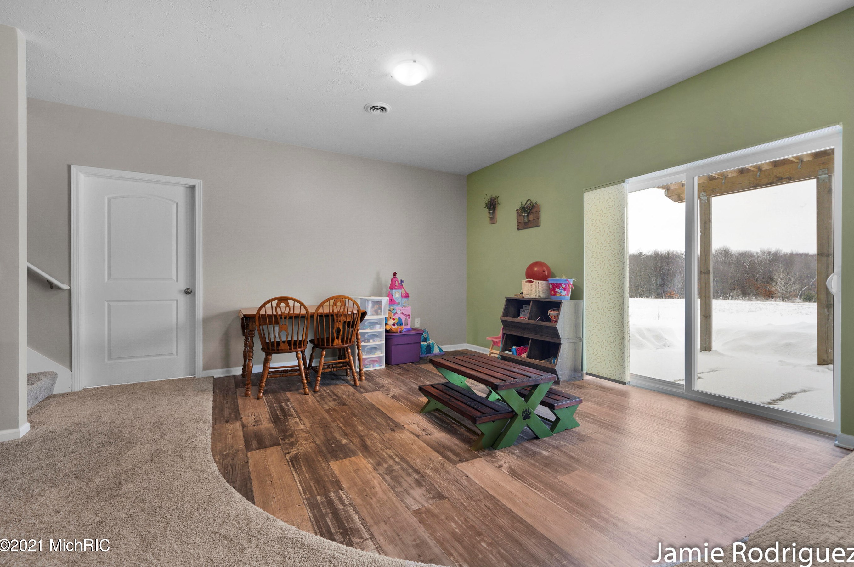 11734 Echo Ridge Dr, Sparta MI 49345-8121 exterior