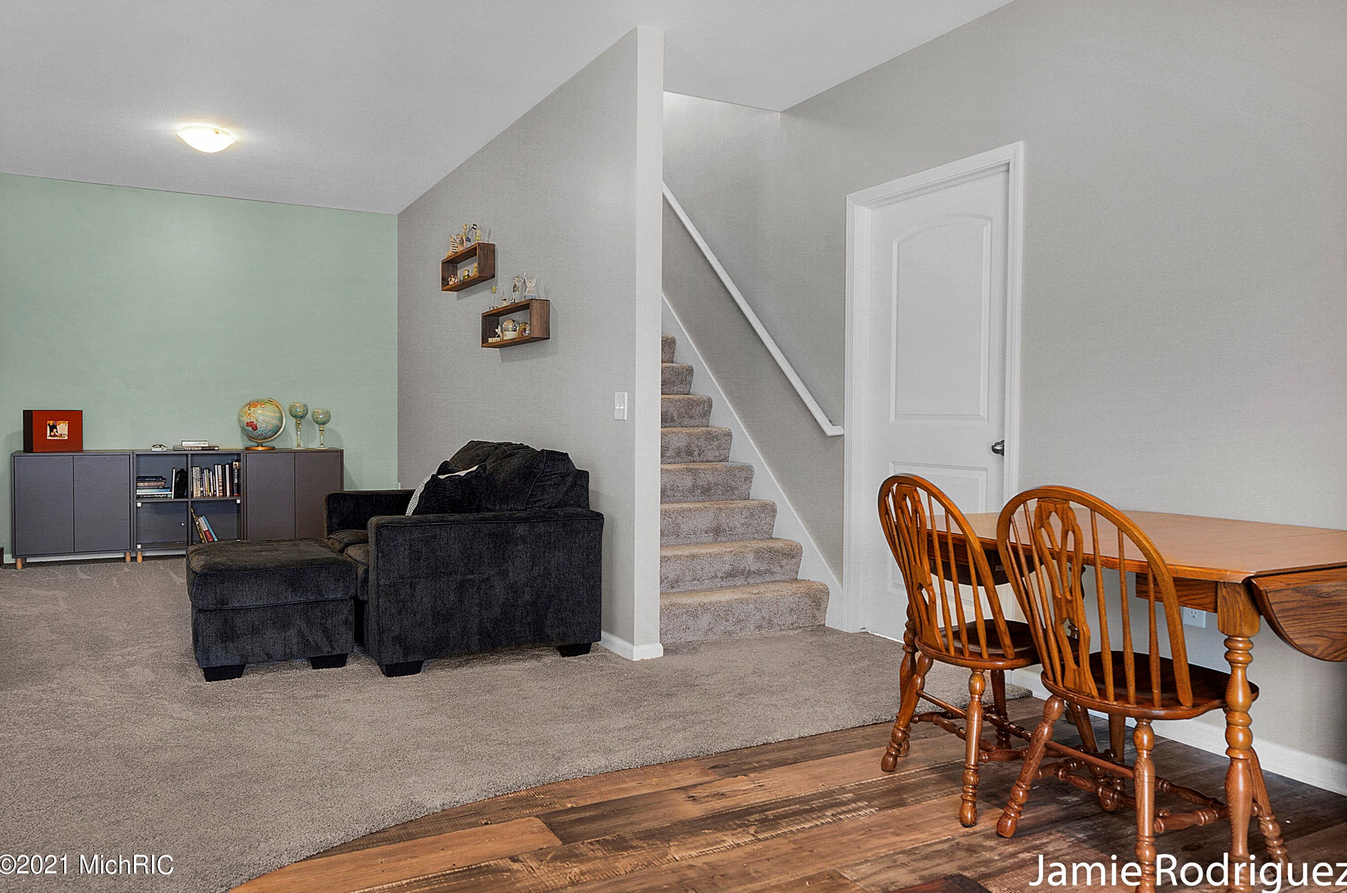 11734 Echo Ridge Dr, Sparta MI 49345-8121 exterior