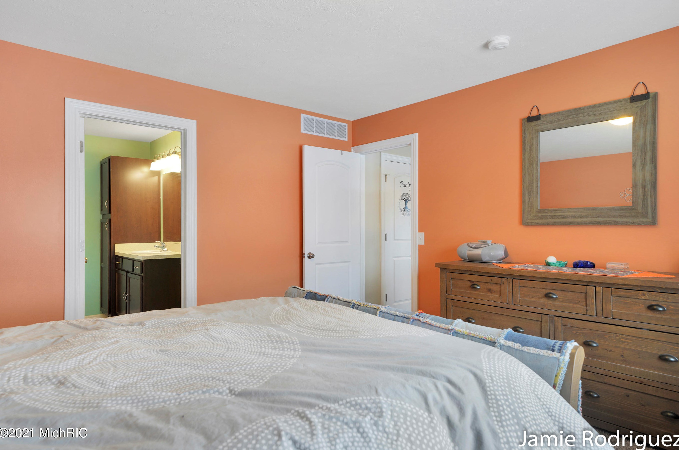 11734 Echo Ridge Dr, Sparta MI 49345-8121 exterior