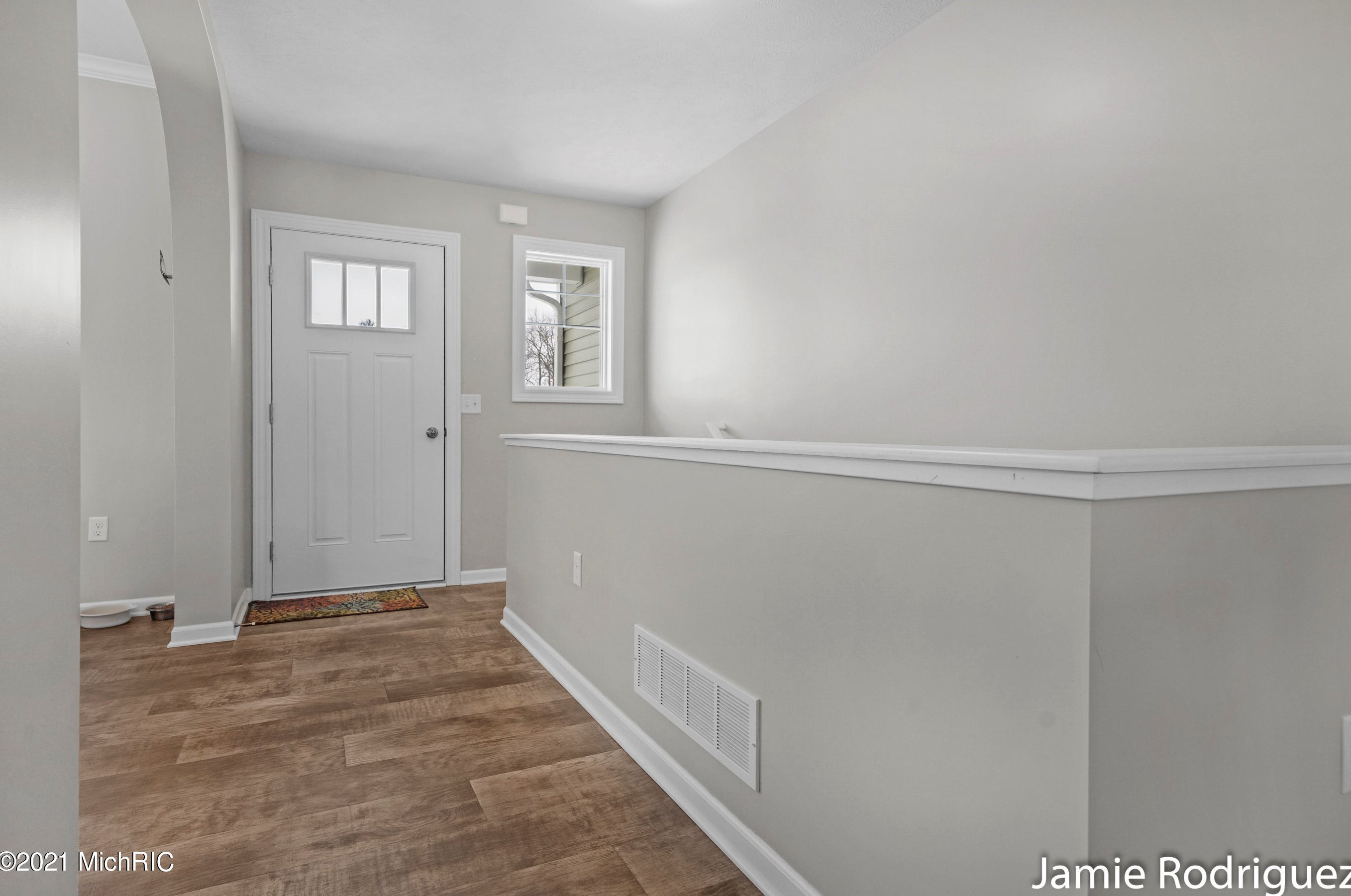 11734 Echo Ridge Dr, Sparta MI 49345-8121 exterior