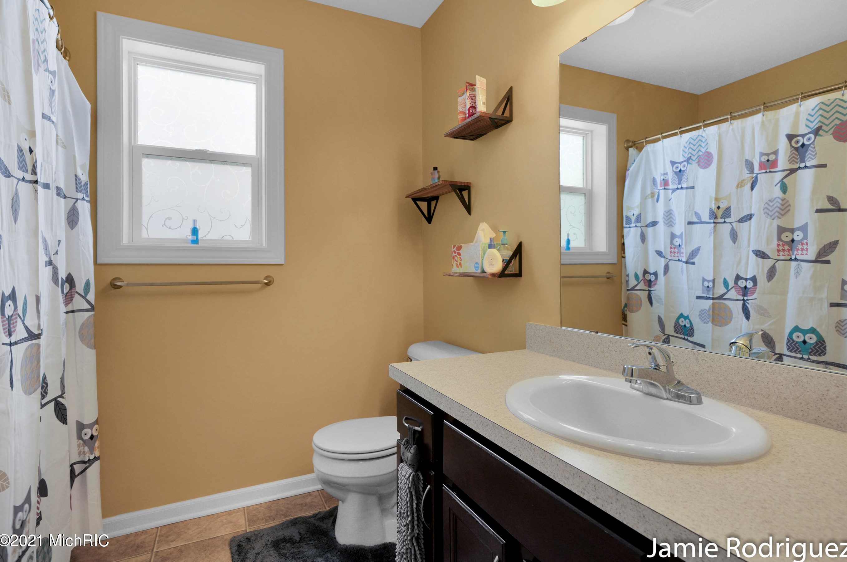 11734 Echo Ridge Dr, Sparta MI 49345-8121 exterior