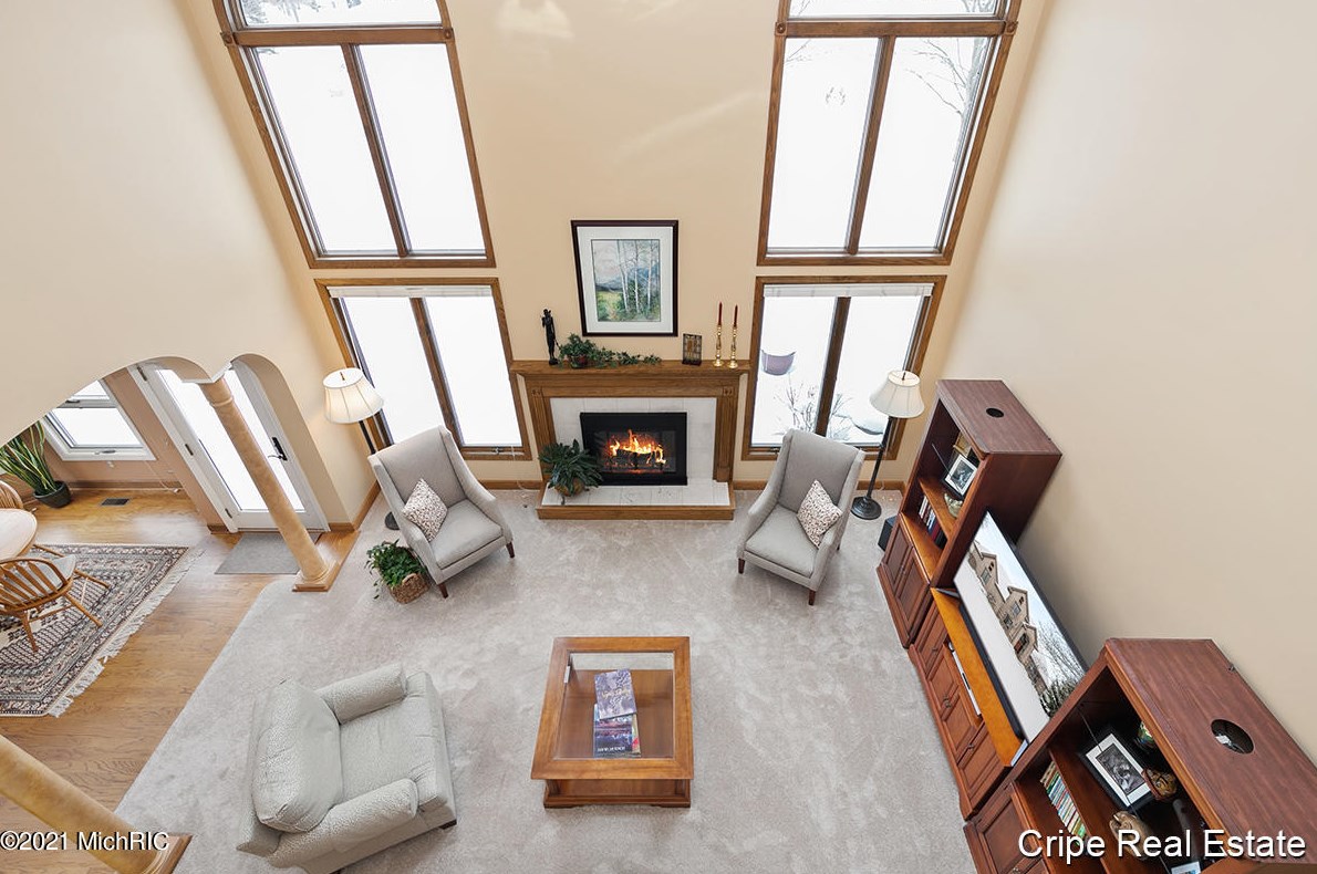 7040 Old Lantern Dr, Caledonia MI 49316-9065 exterior