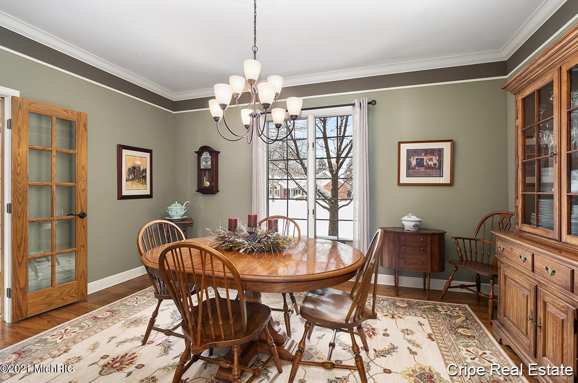 7040 Old Lantern Dr, Caledonia MI 49316-9065 exterior