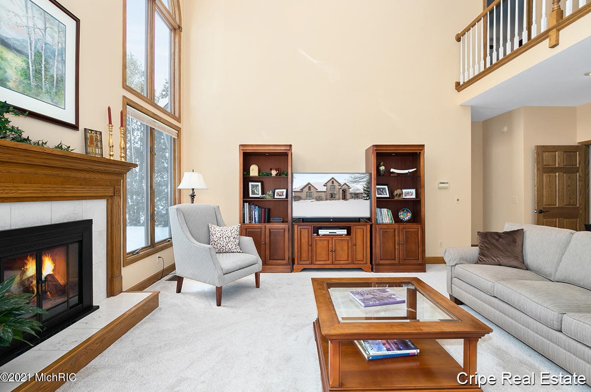 7040 Old Lantern Dr, Caledonia MI 49316-9065 exterior