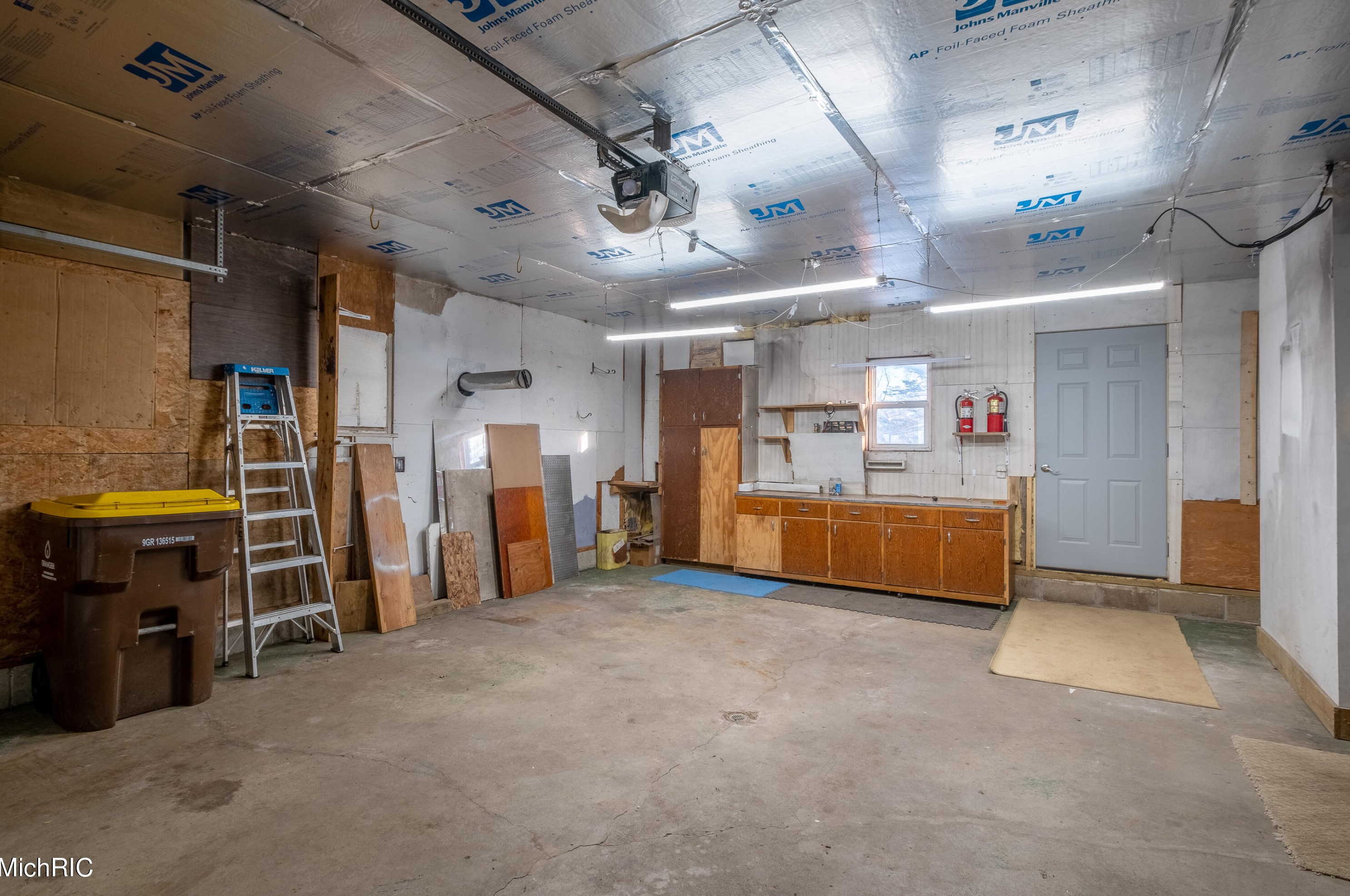 60 Wyandotte Ct, Saranac MI 48881-9509 exterior