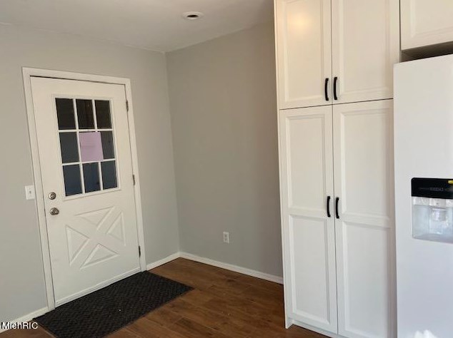 37137 30 St, Paw Paw MI 49079-9422 exterior