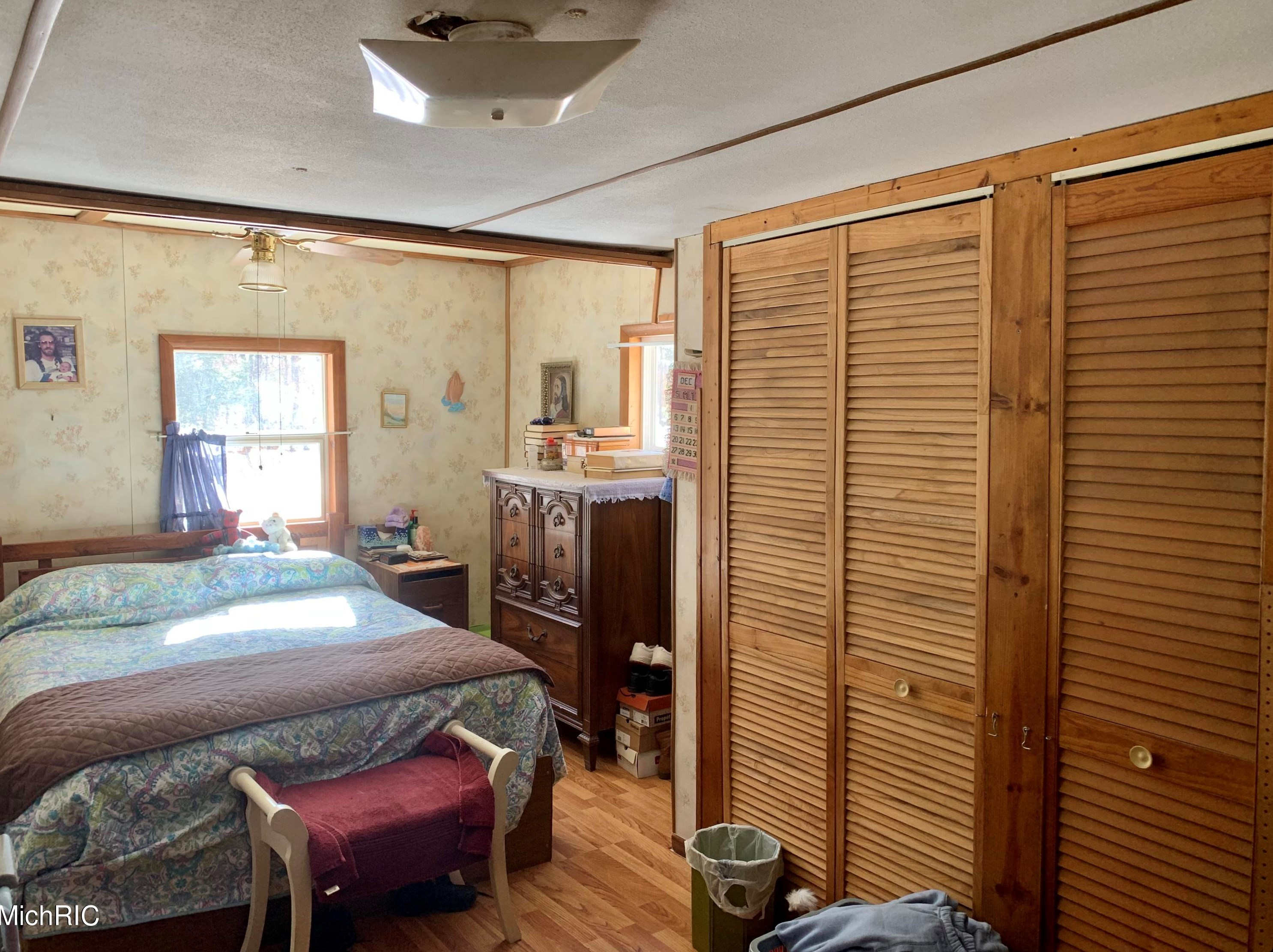 794 36th St, Baldwin MI 49304-7148 exterior