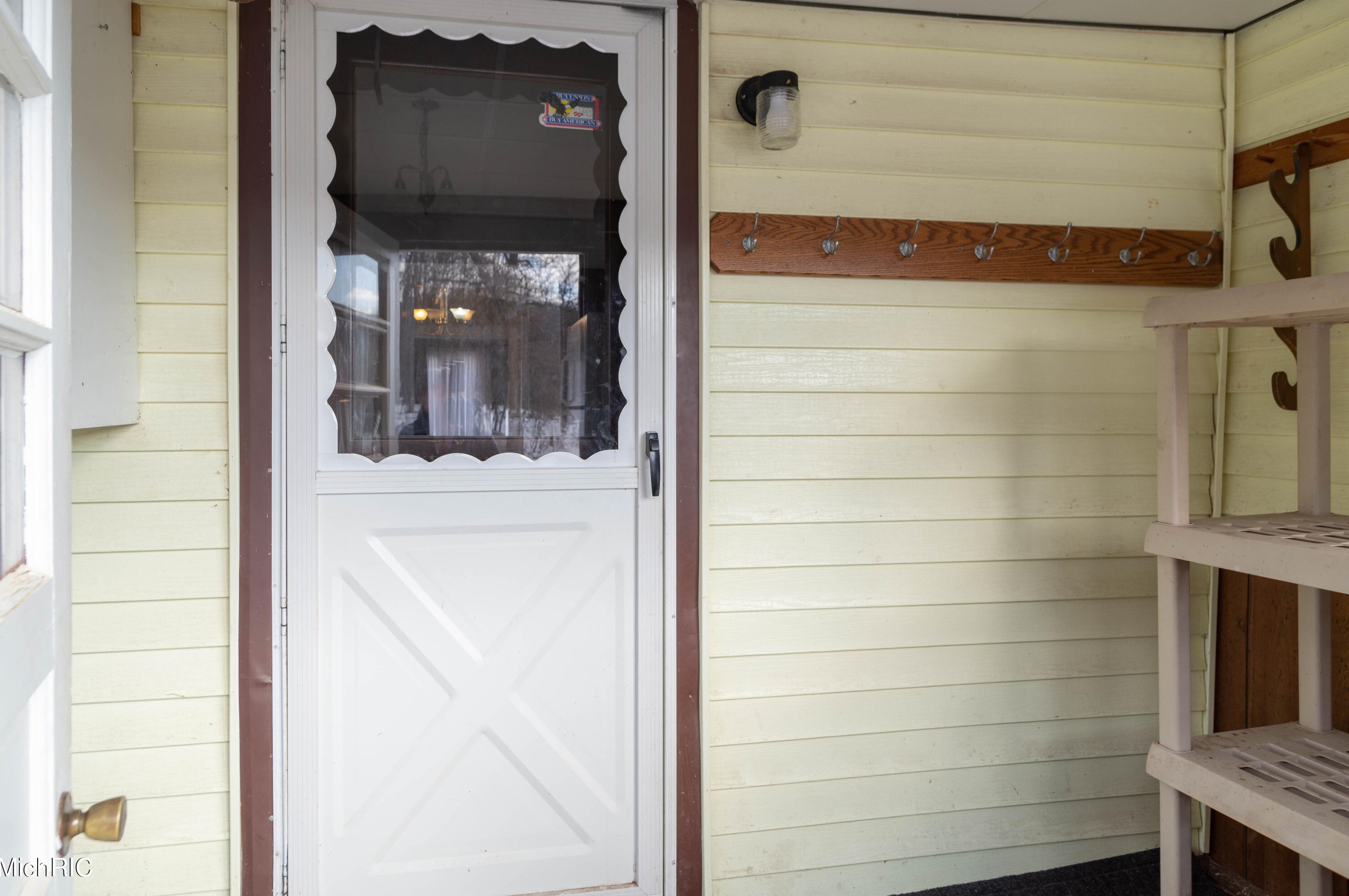 2064 140th Ave, Dorr MI 49323-9586 exterior