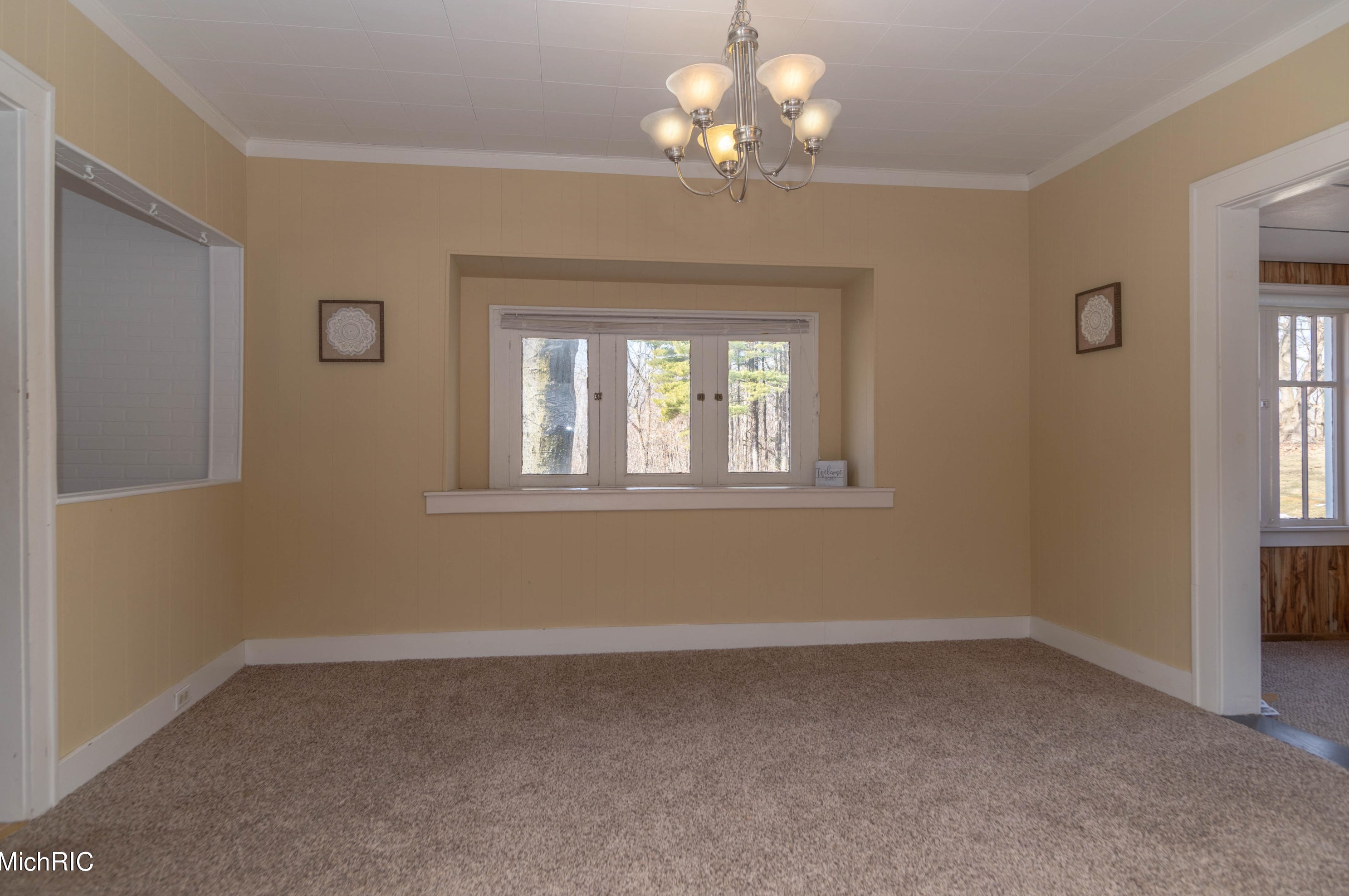 2064 140th Ave, Dorr MI 49323-9586 exterior