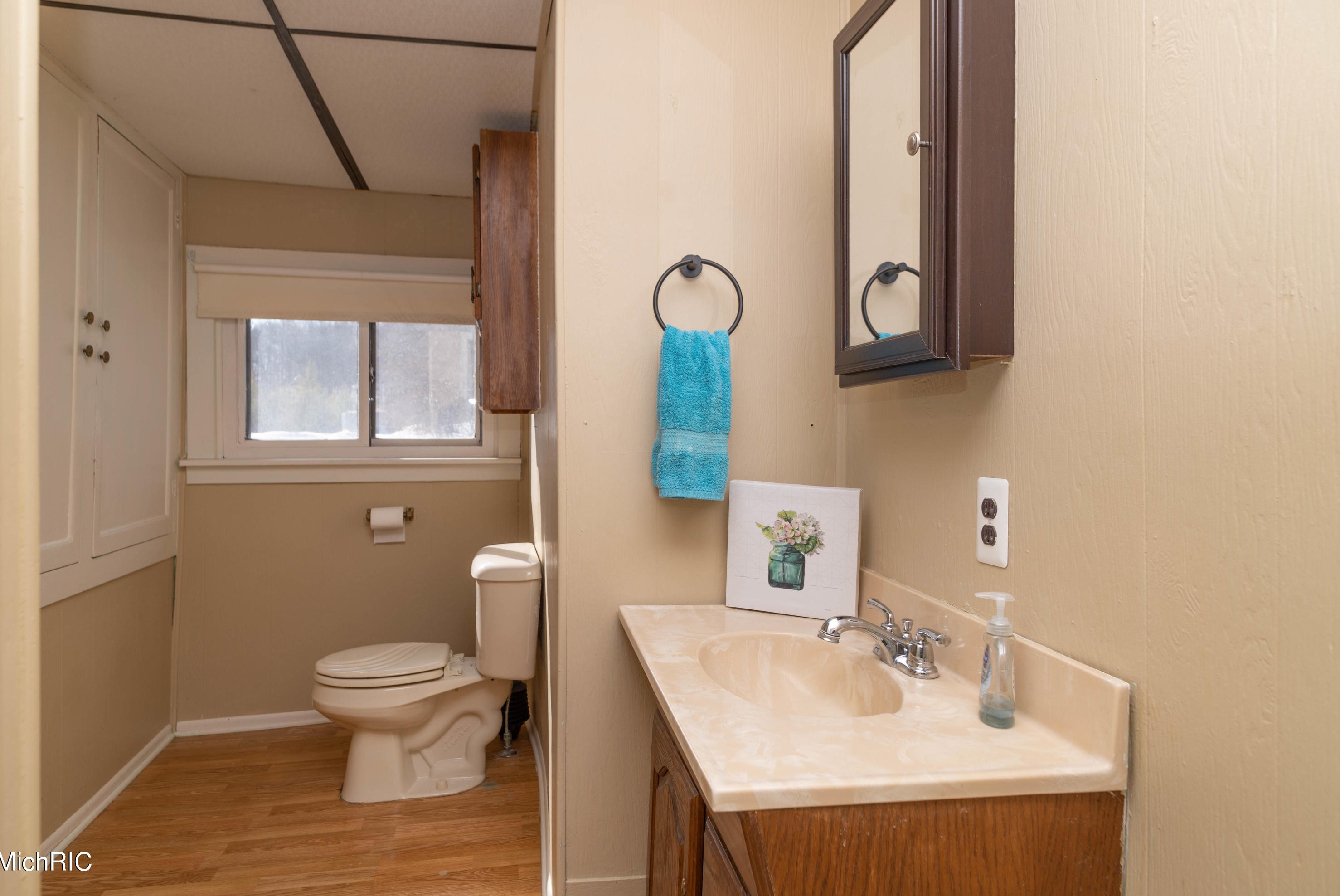 2064 140th Ave, Dorr MI 49323-9586 exterior