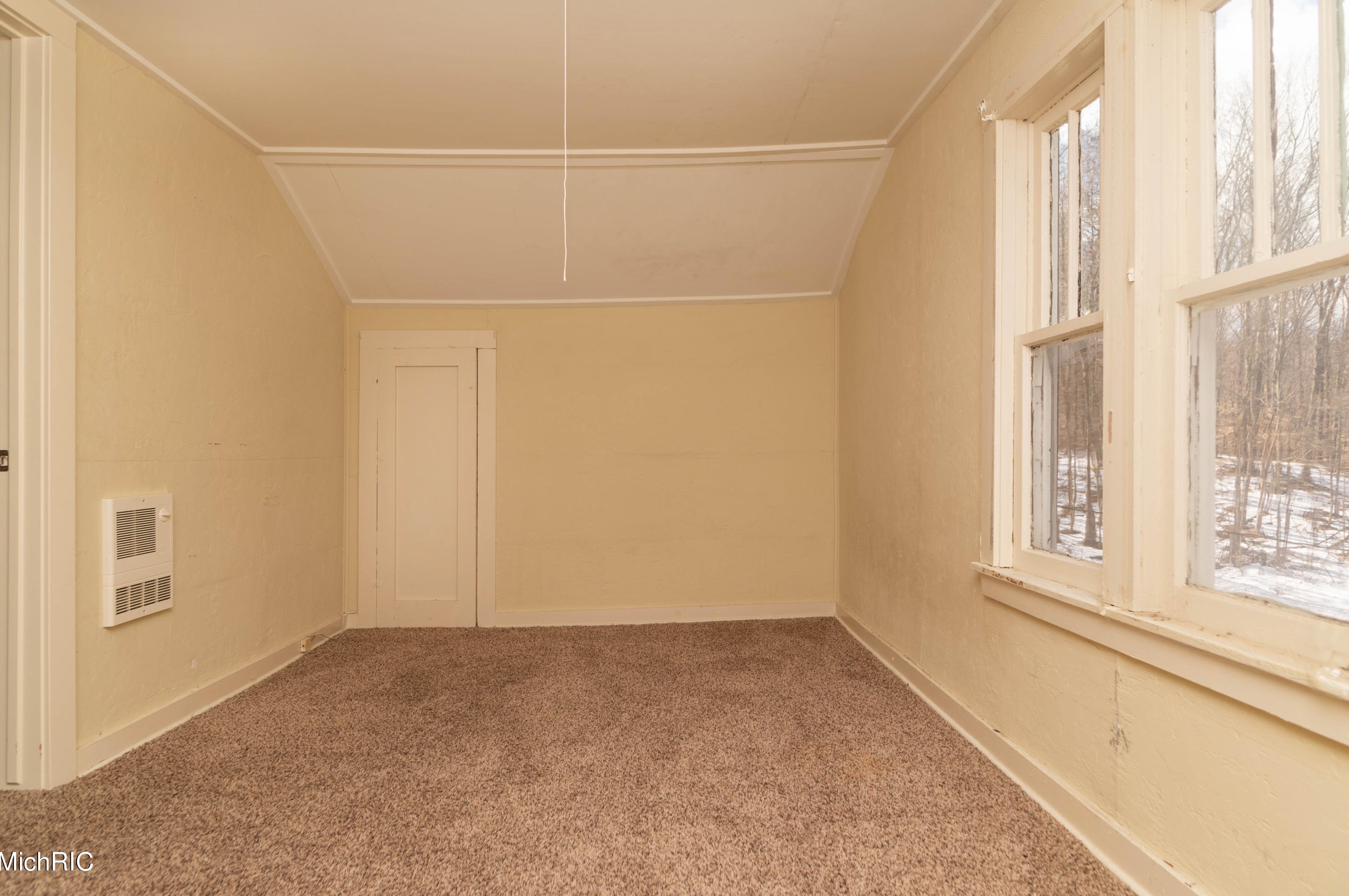 2064 140th Ave, Dorr MI 49323-9586 exterior