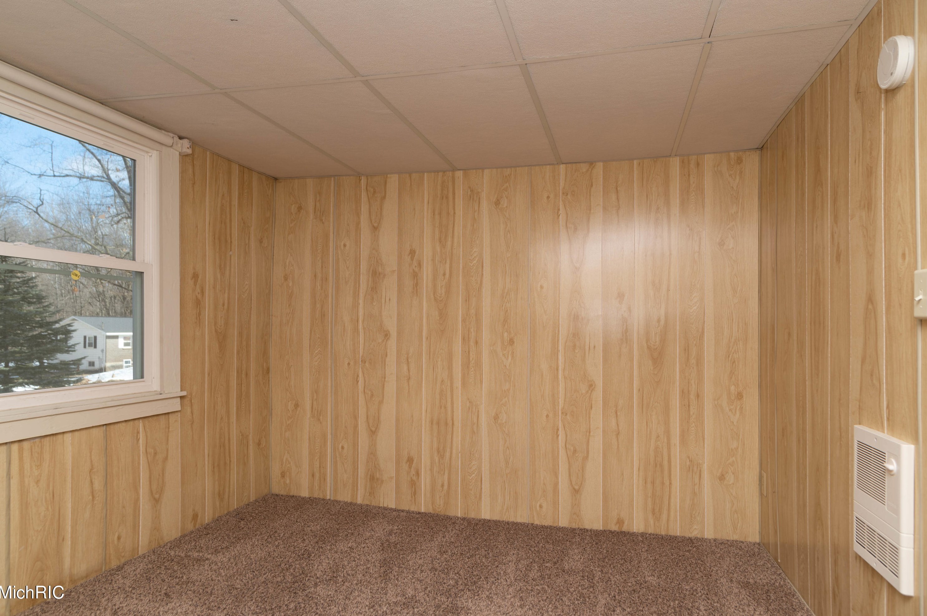 2064 140th Ave, Dorr MI 49323-9586 exterior