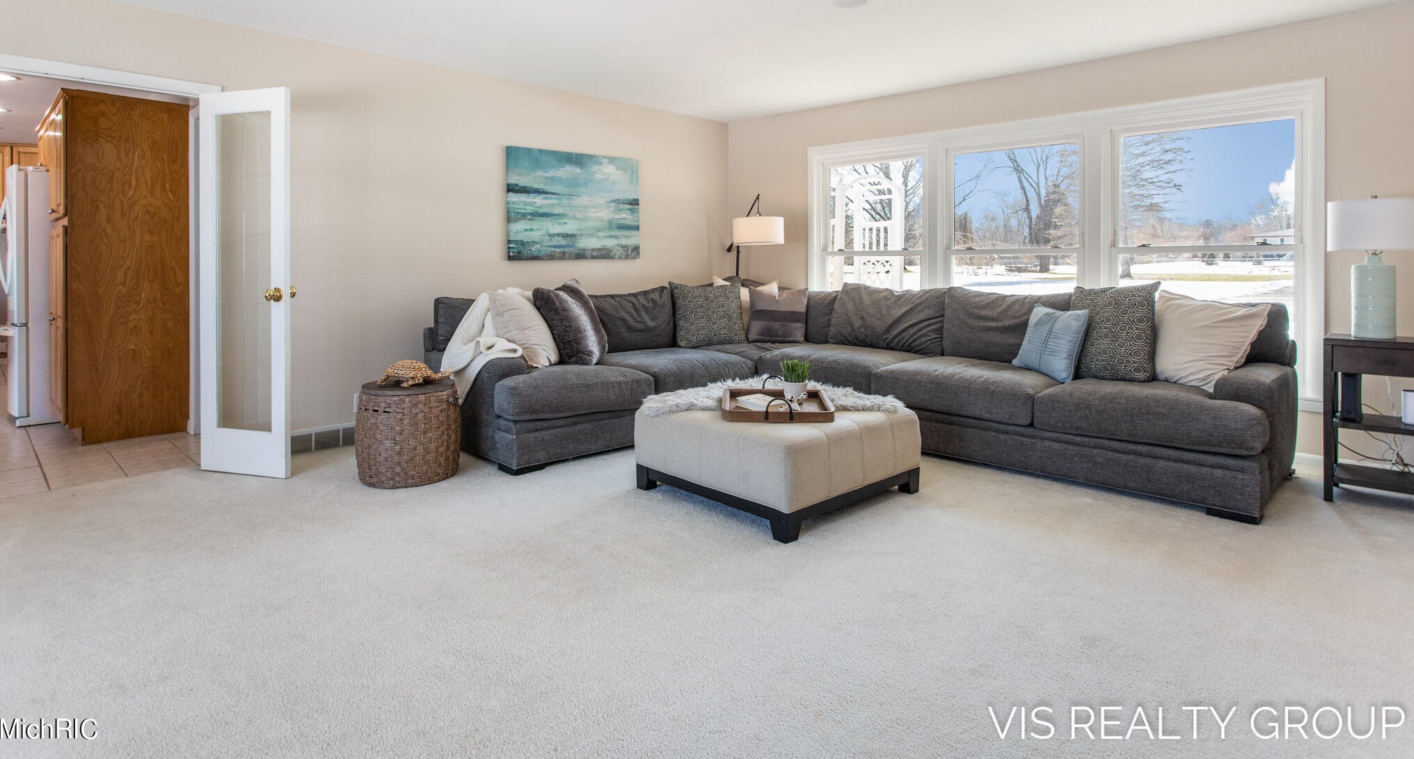 15489 Oak Dr, Spring Lake MI 49456-2147 exterior