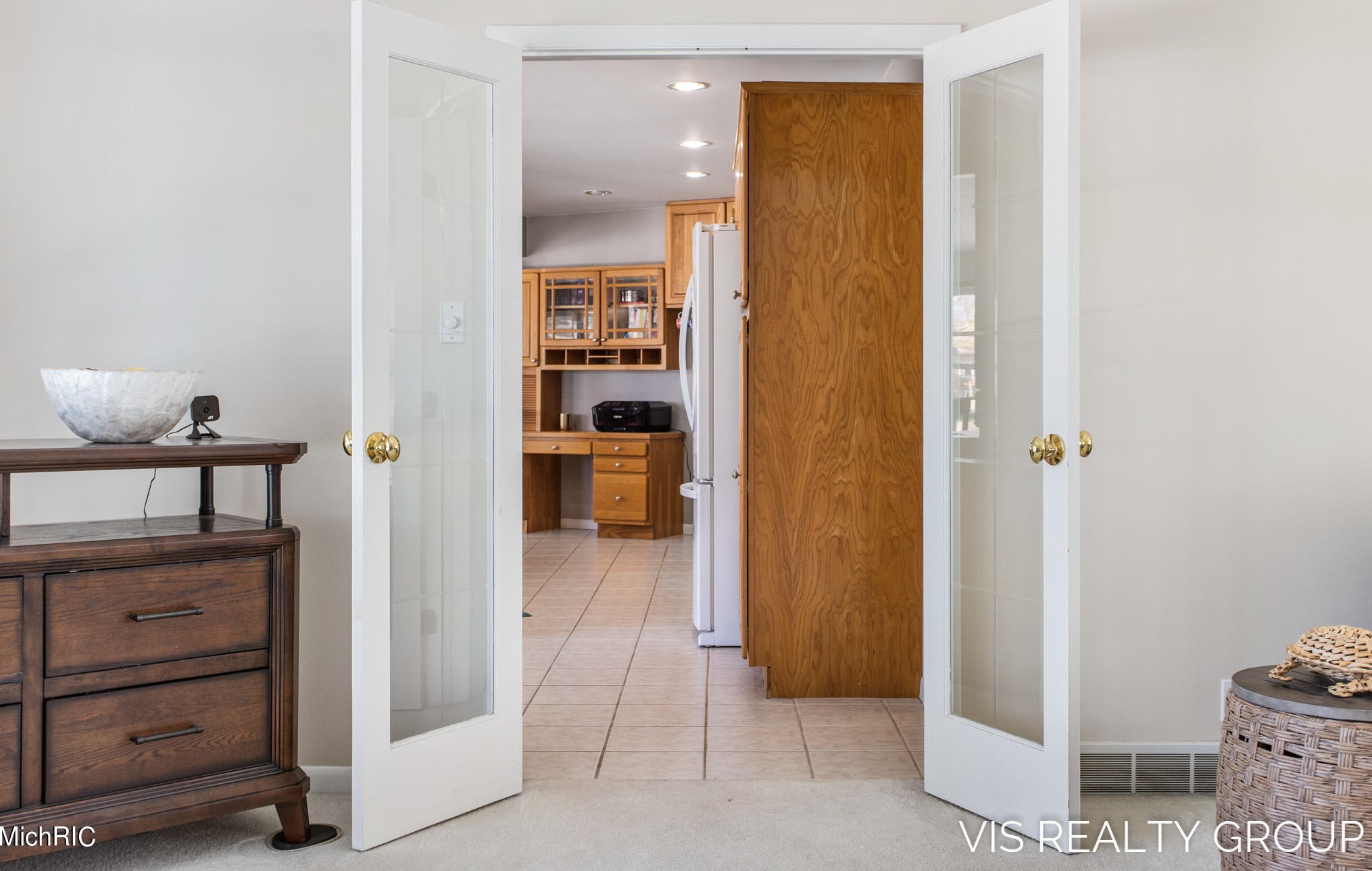 15489 Oak Dr, Spring Lake MI 49456-2147 exterior