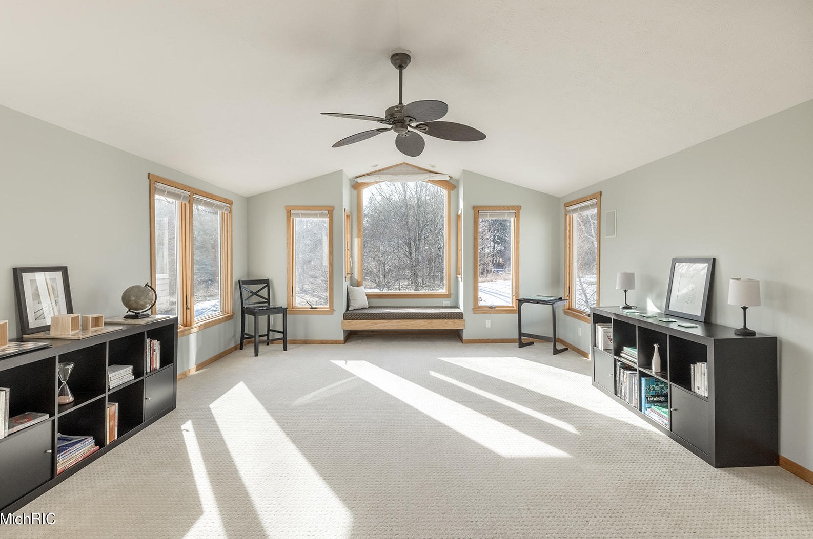 9027 Alanada Dr, Caledonia MI 49316-8455 exterior