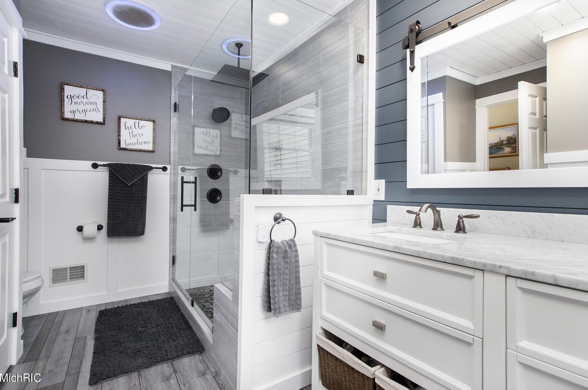 16100 Louis Ln, Spring Lake MI 49456-2200 exterior