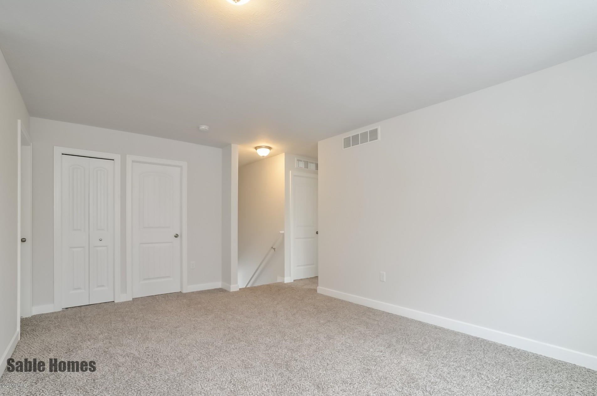 11787 Crystal Rdg Dr, Sparta MI 49345-8118 exterior