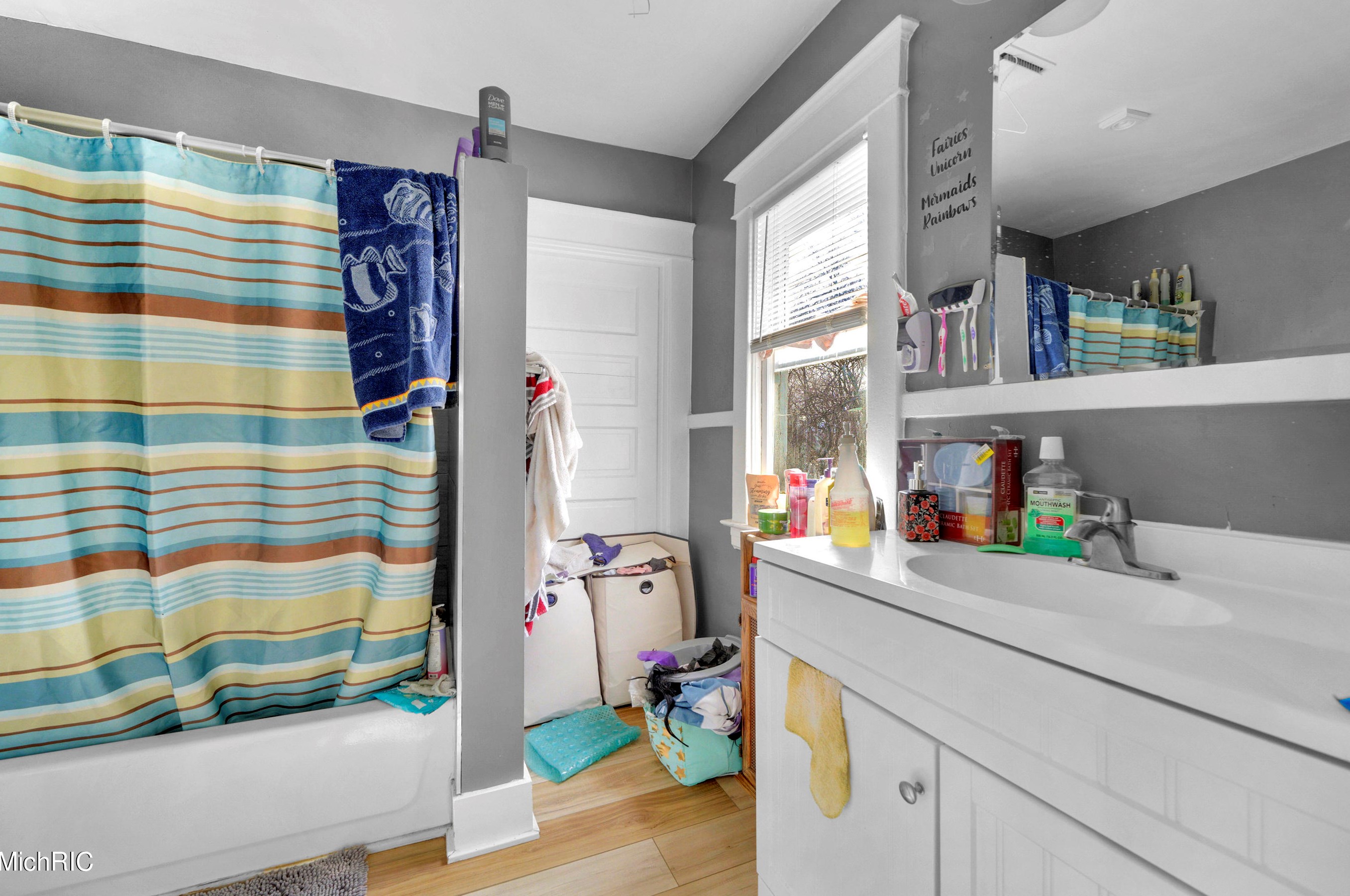 616 Liberty St, Grand Rapids MI 49503-8067 exterior