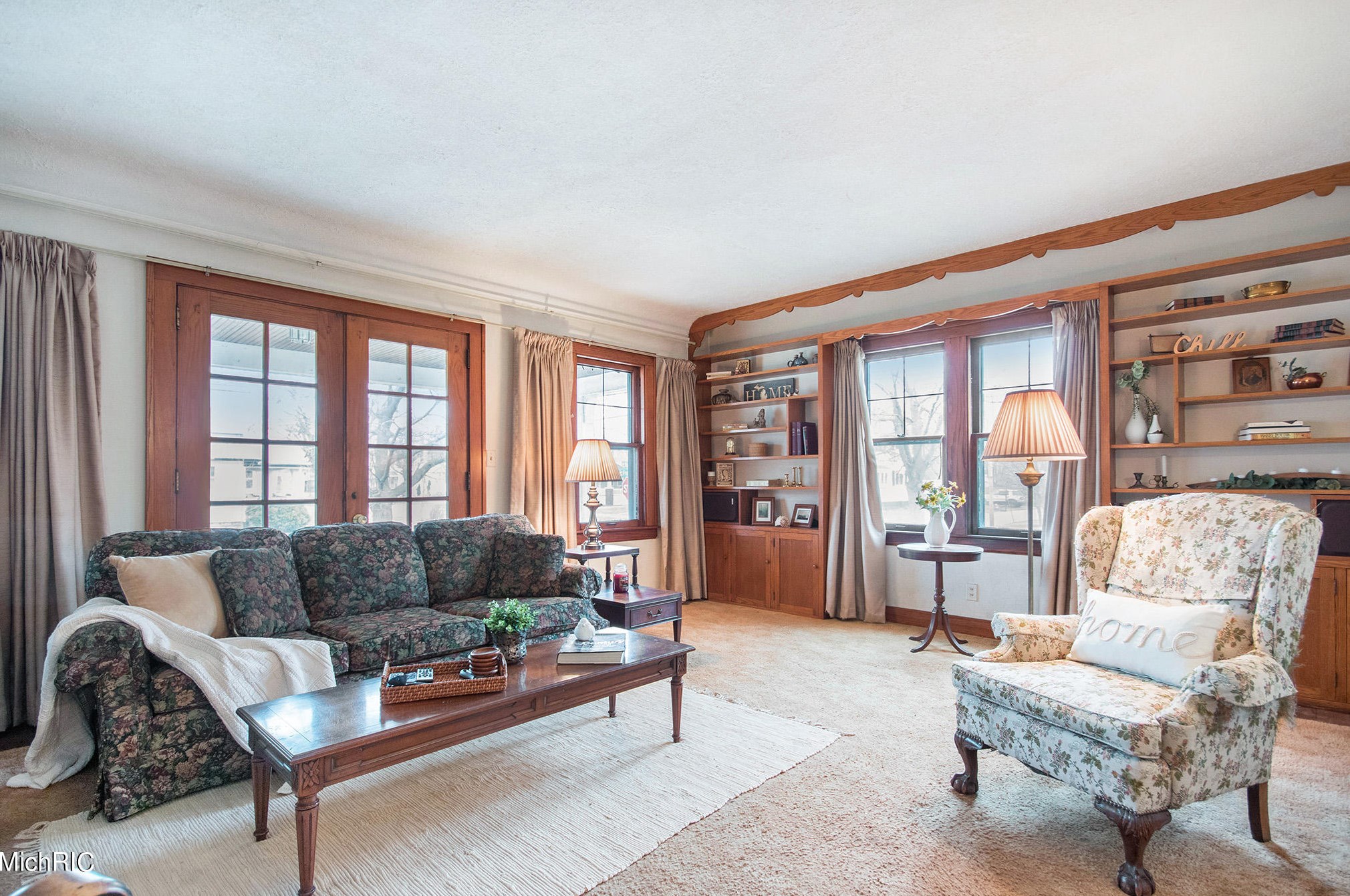 1401 Fremont Ave, Grand Rapids MI 49504-3017 exterior