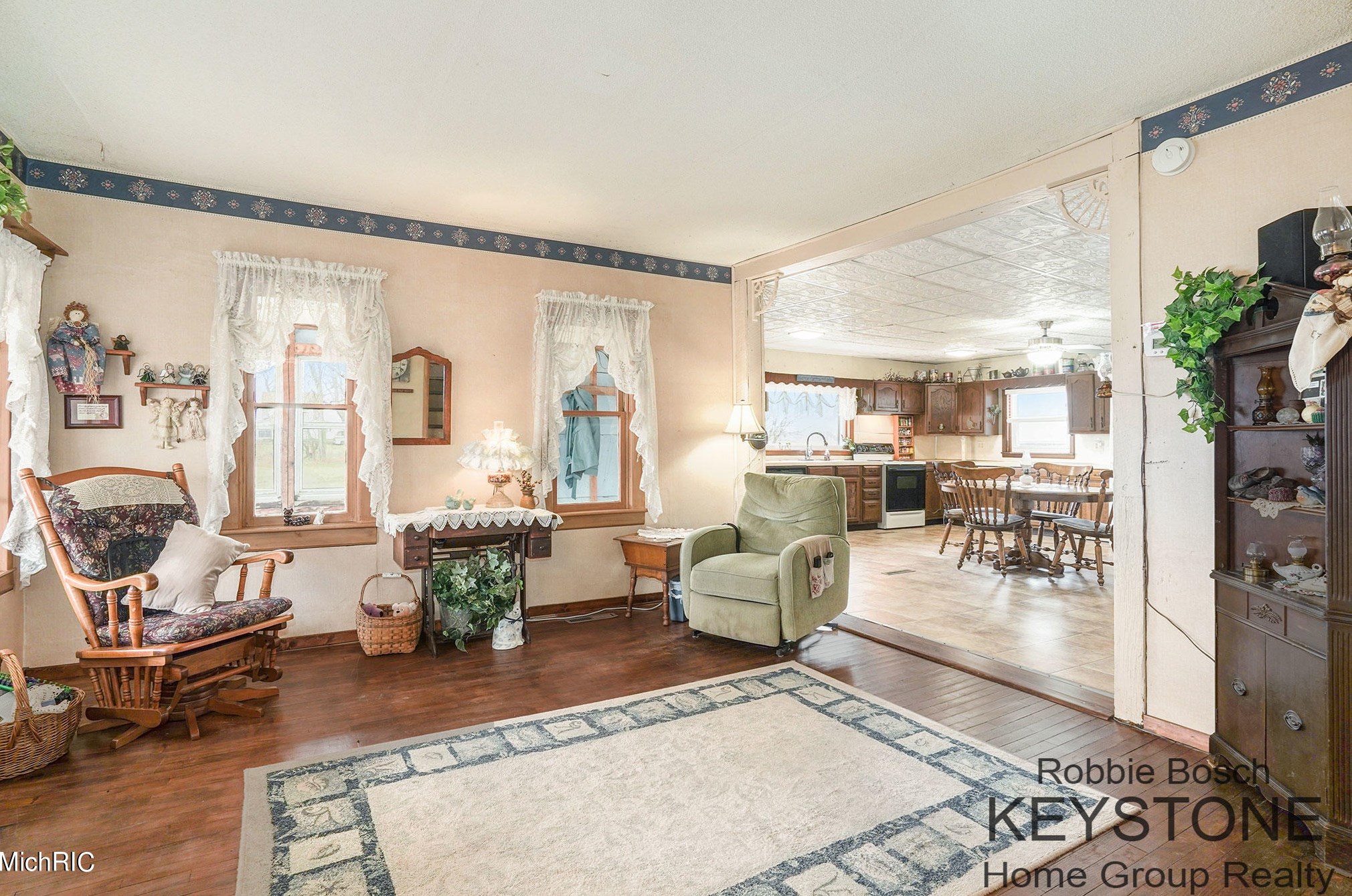 10659 Cherry Vly Ave, Caledonia MI 49316-8222 exterior