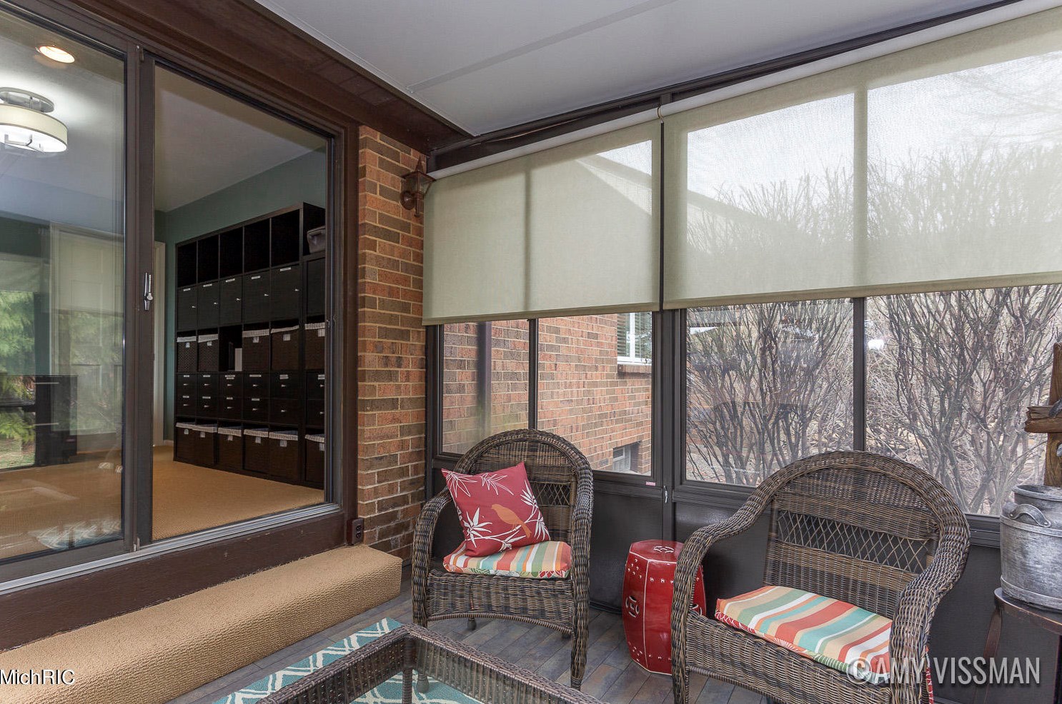 2335 Radcliff Vlg Dr, Grand Rapids MI 49546-5758 exterior