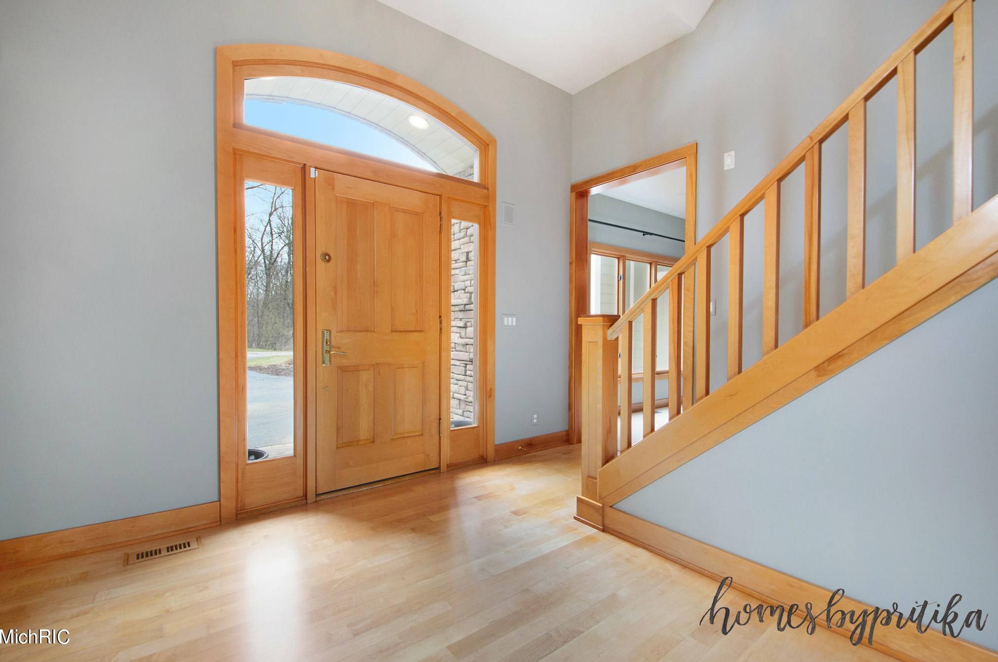 4655 Catamount Trl, Ada MI 49301-8658 exterior