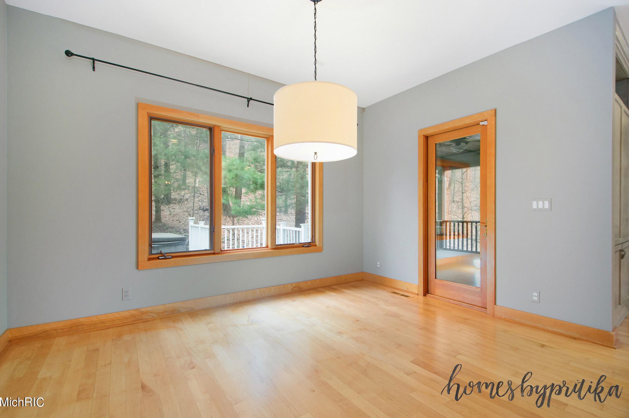 4655 Catamount Trl, Ada MI 49301-8658 exterior