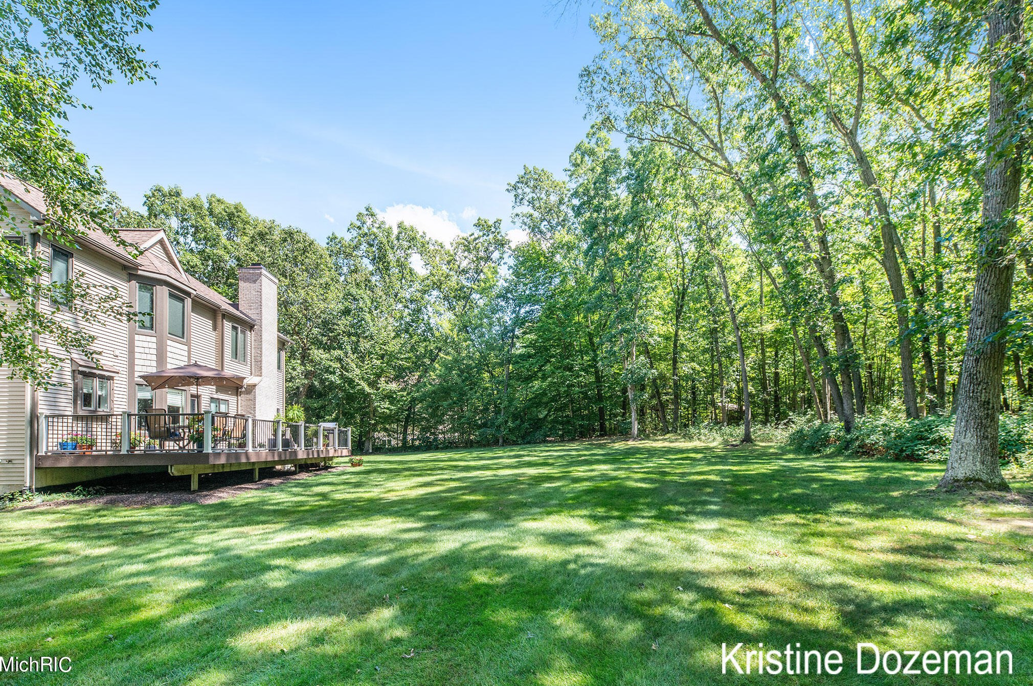 3081 Pickford Dr, Ada MI 49301-8344 exterior