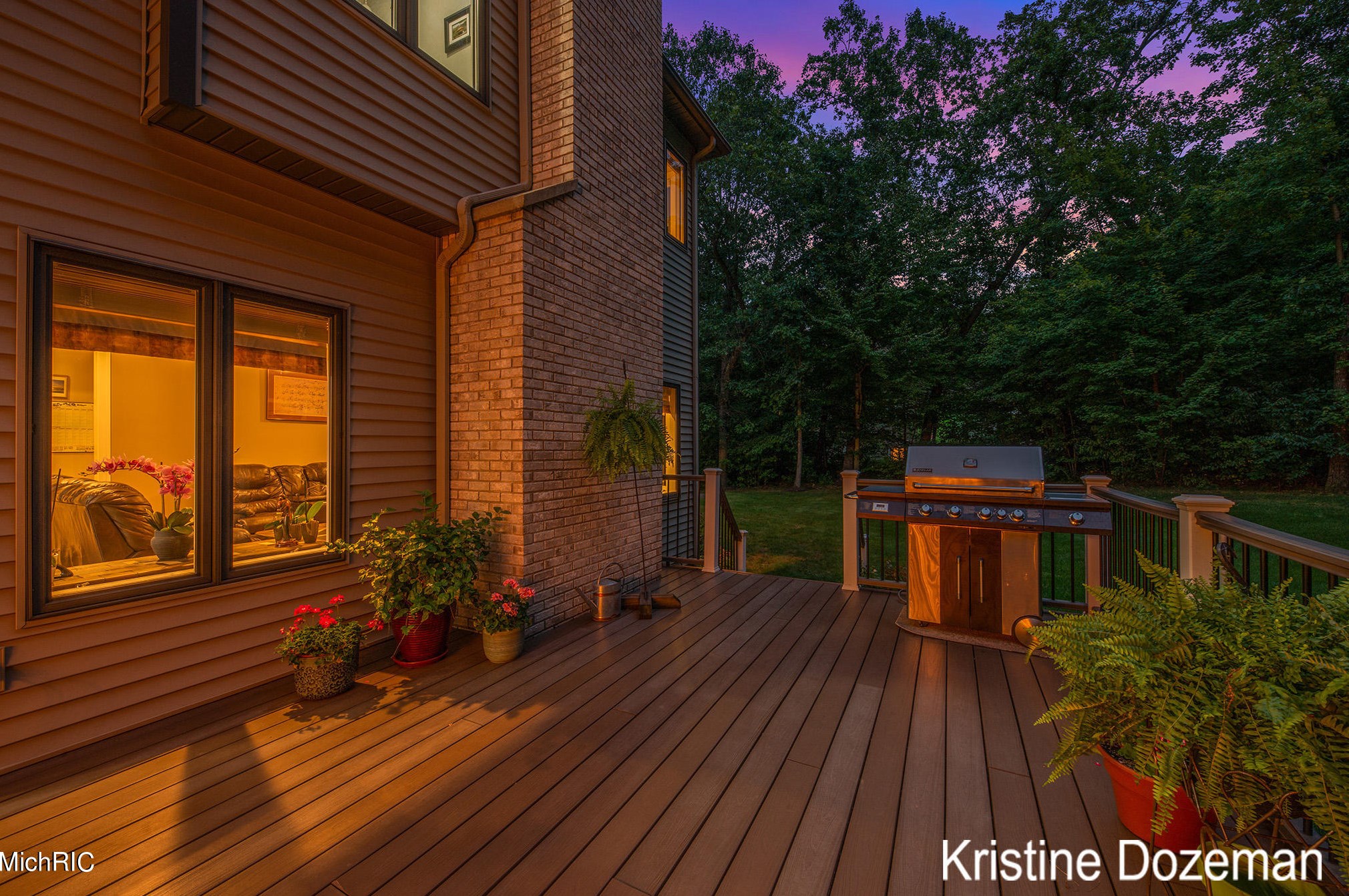 3081 Pickford Dr, Ada MI 49301-8344 exterior