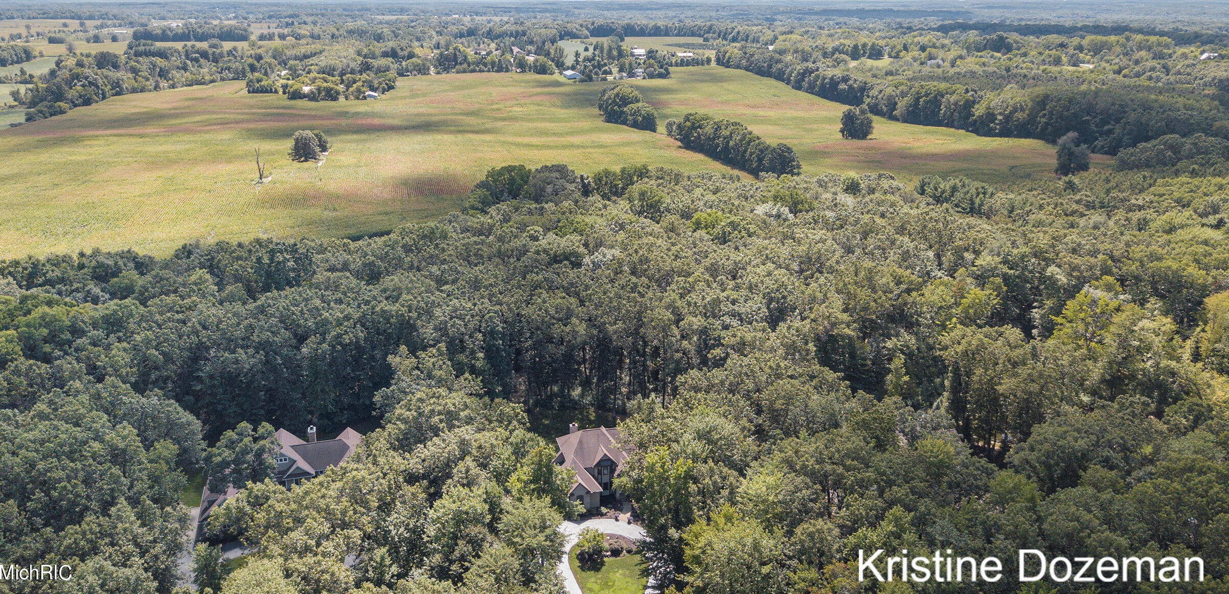 3081 Pickford Dr, Ada MI 49301-8344 exterior