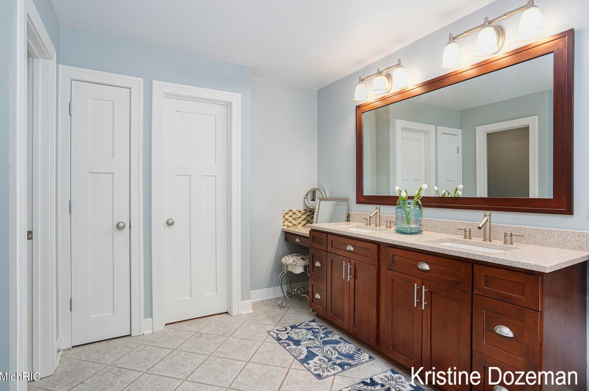 3081 Pickford Dr, Ada MI 49301-8344 exterior