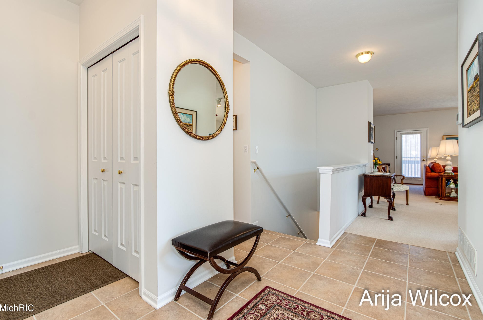 1289 Dogwood Mdw Dr, Ada MI 49301-9436 exterior