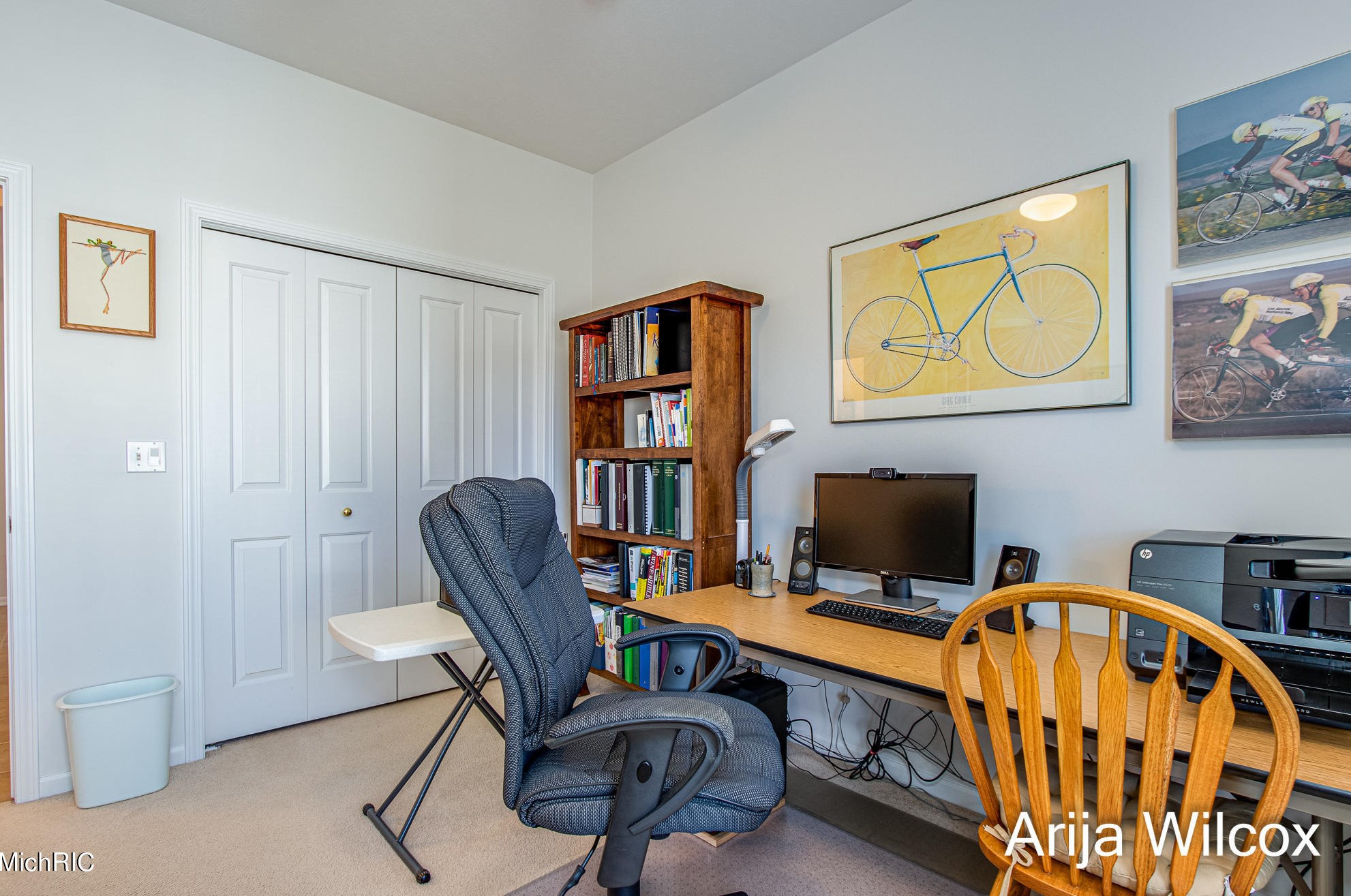 1289 Dogwood Mdw Dr, Ada MI 49301-9436 exterior