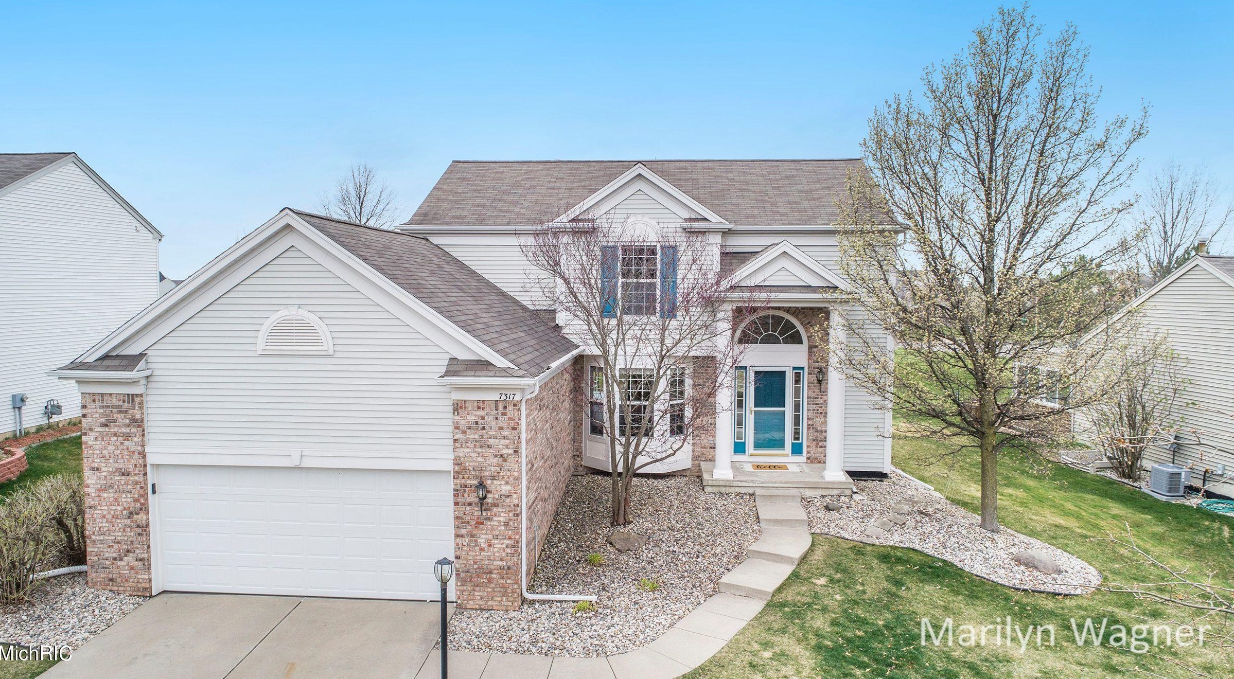 7317 Misty View Ct, Caledonia MI 49316-7611 exterior