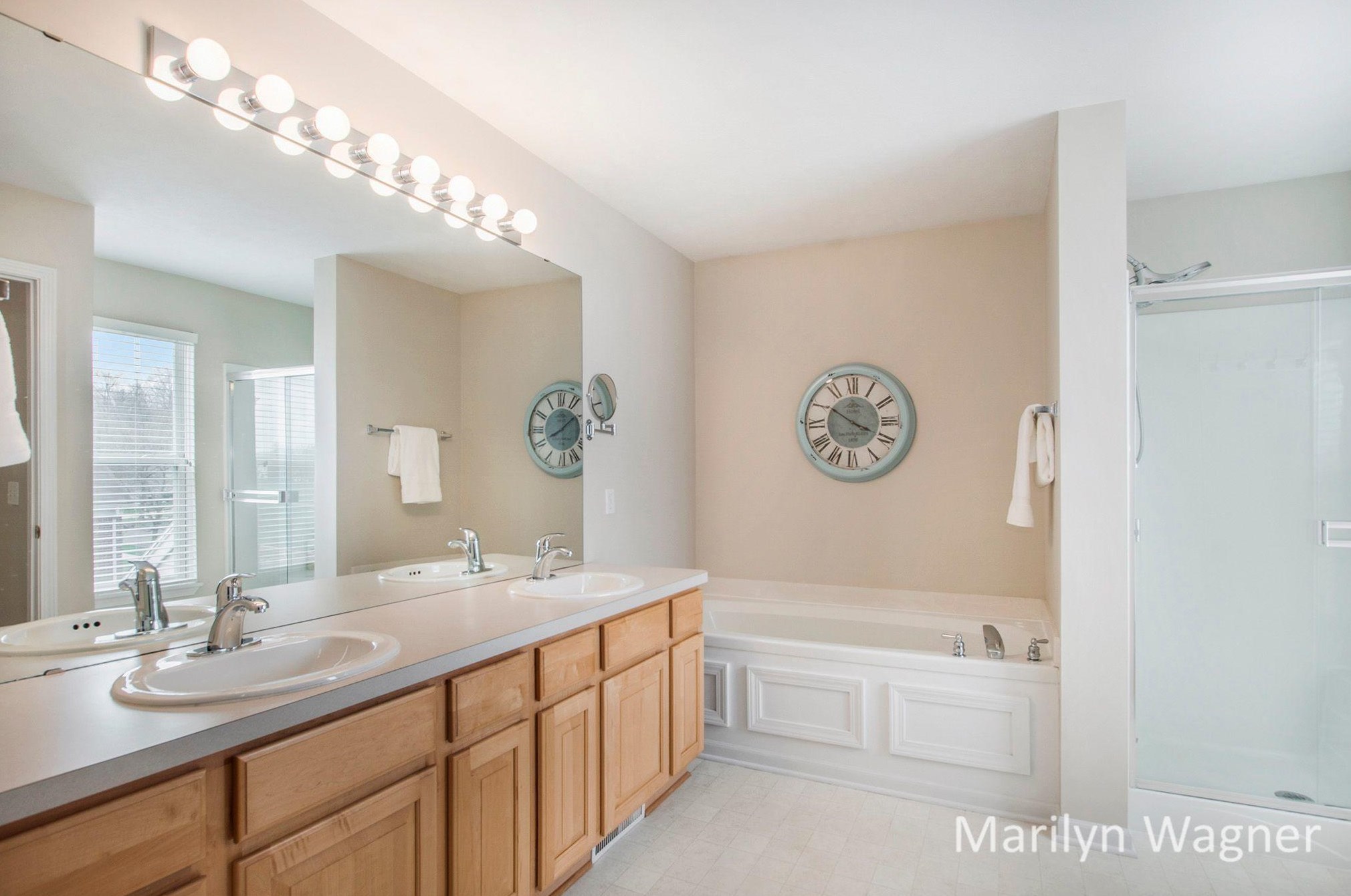 7317 Misty View Ct, Caledonia MI 49316-7611 exterior