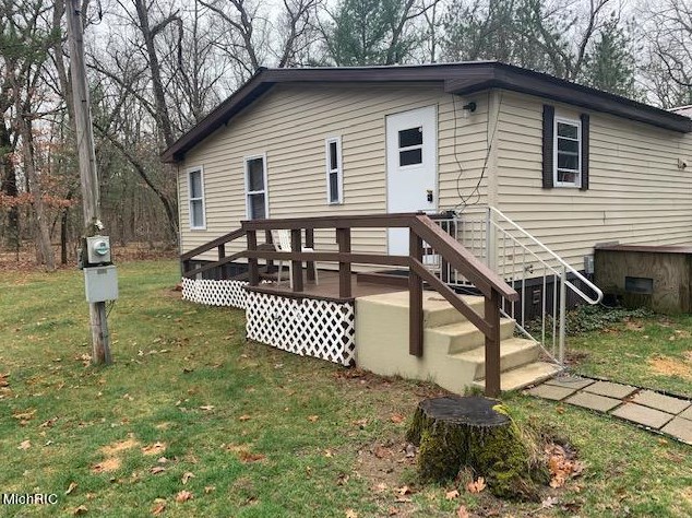 4097 52nd St, Baldwin MI 49304-7944 exterior