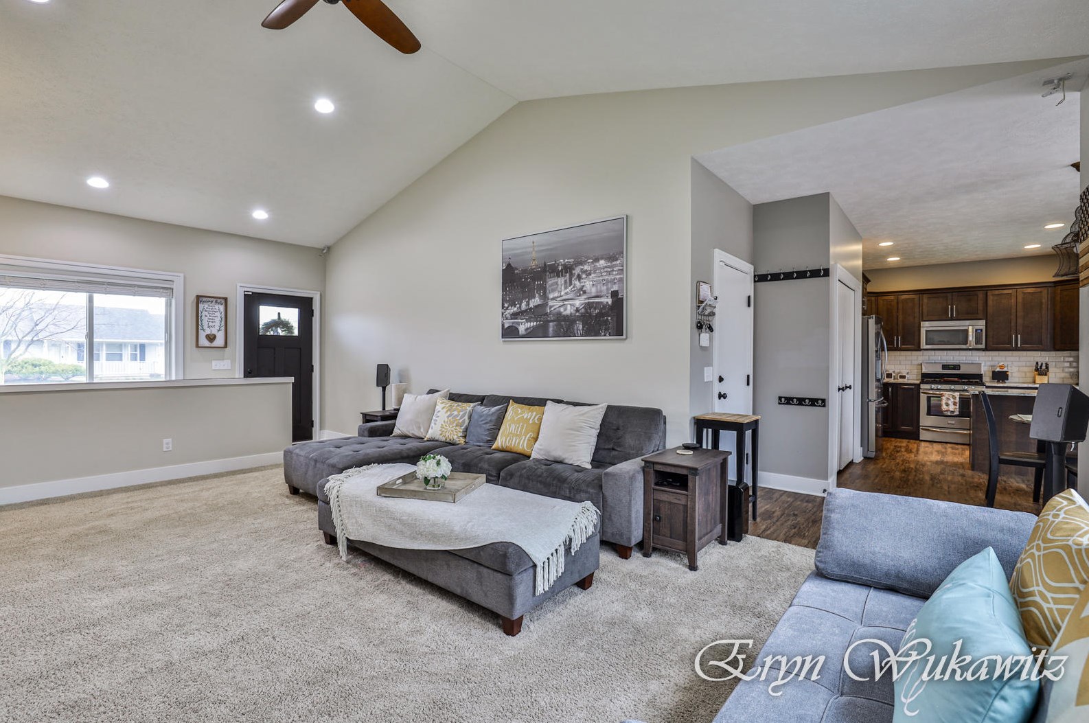 912 Park St, Grand Rapids MI  49525-6269 exterior