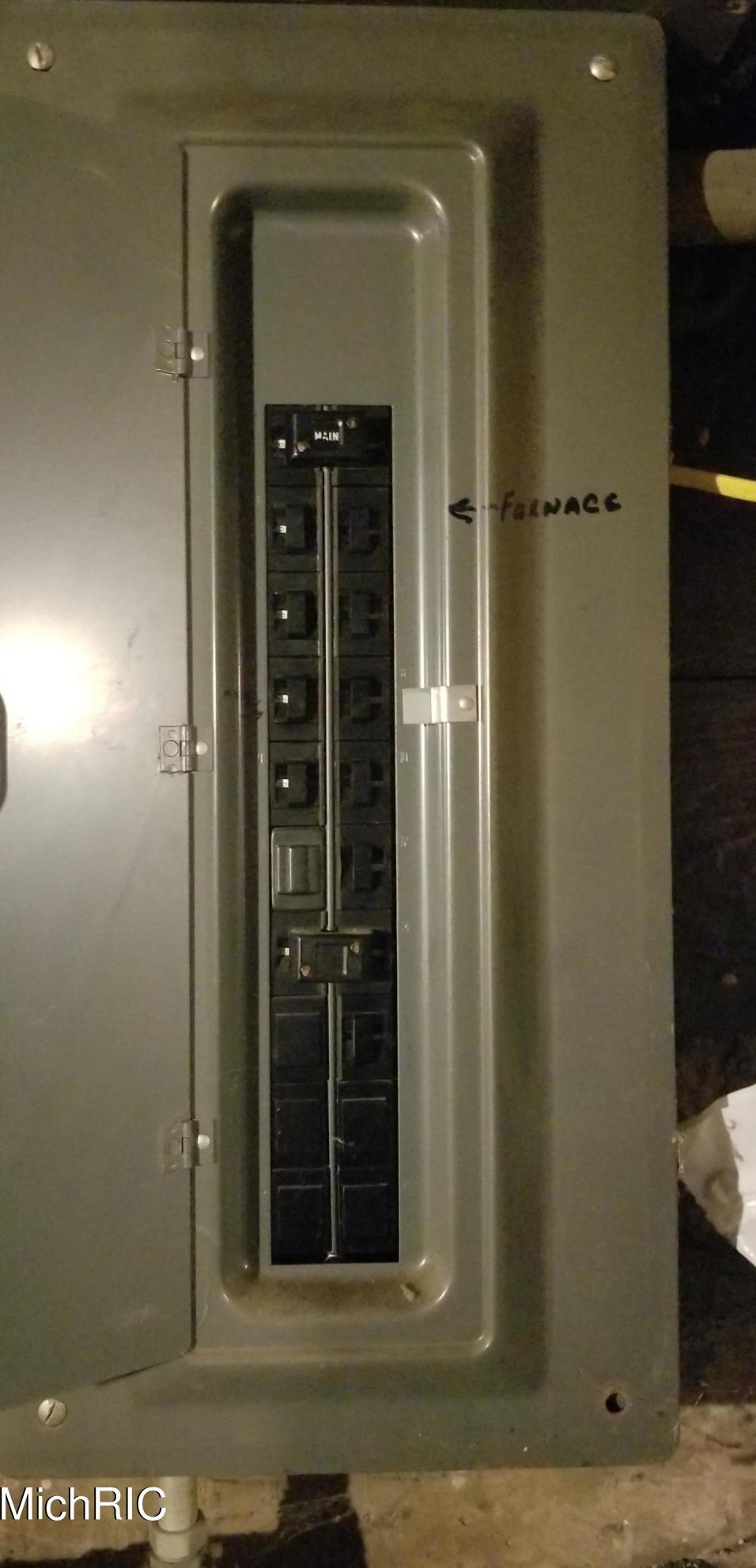 1636 Manz St, Meskegon MI 49442-5704 exterior